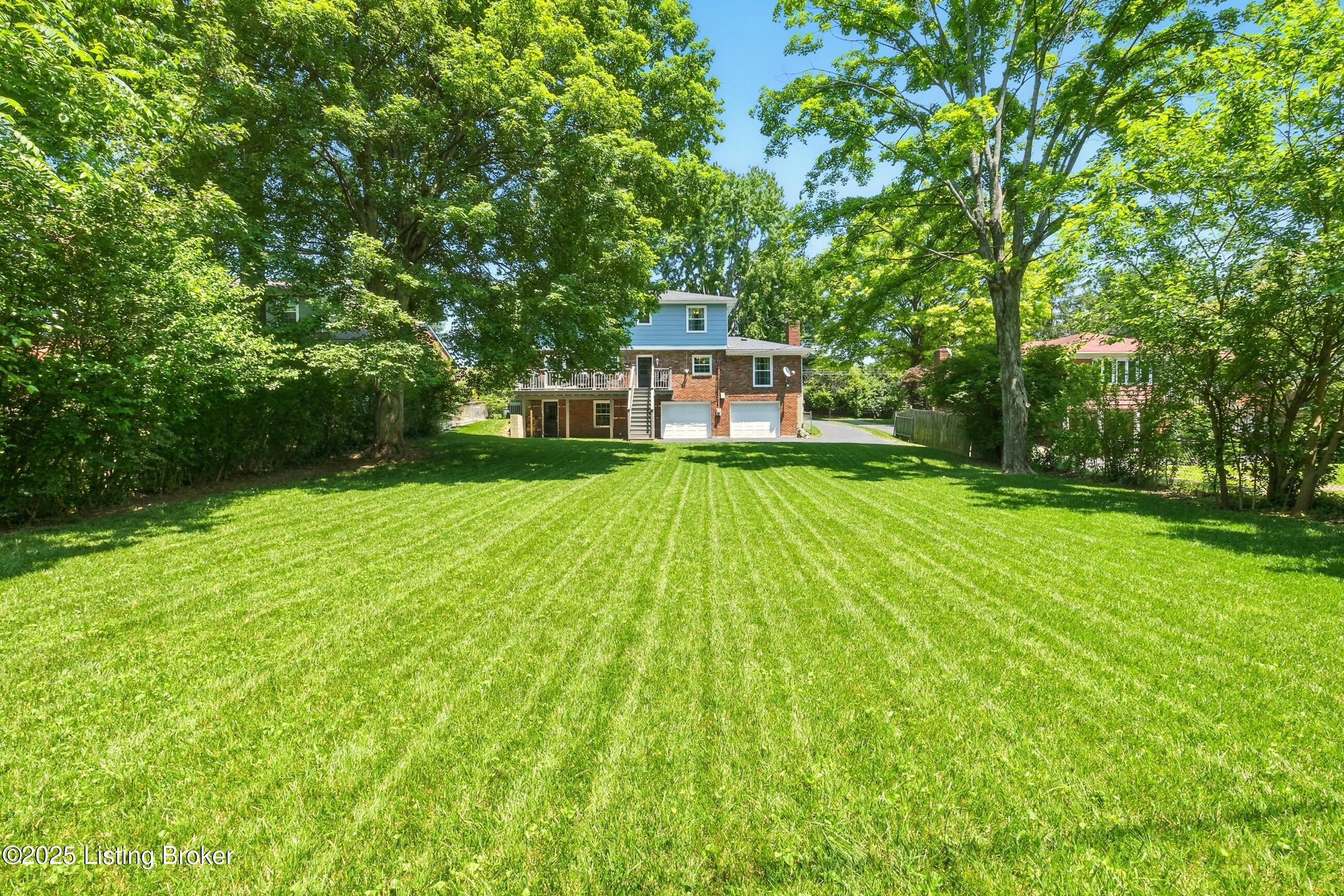 828 Dorsey Ln