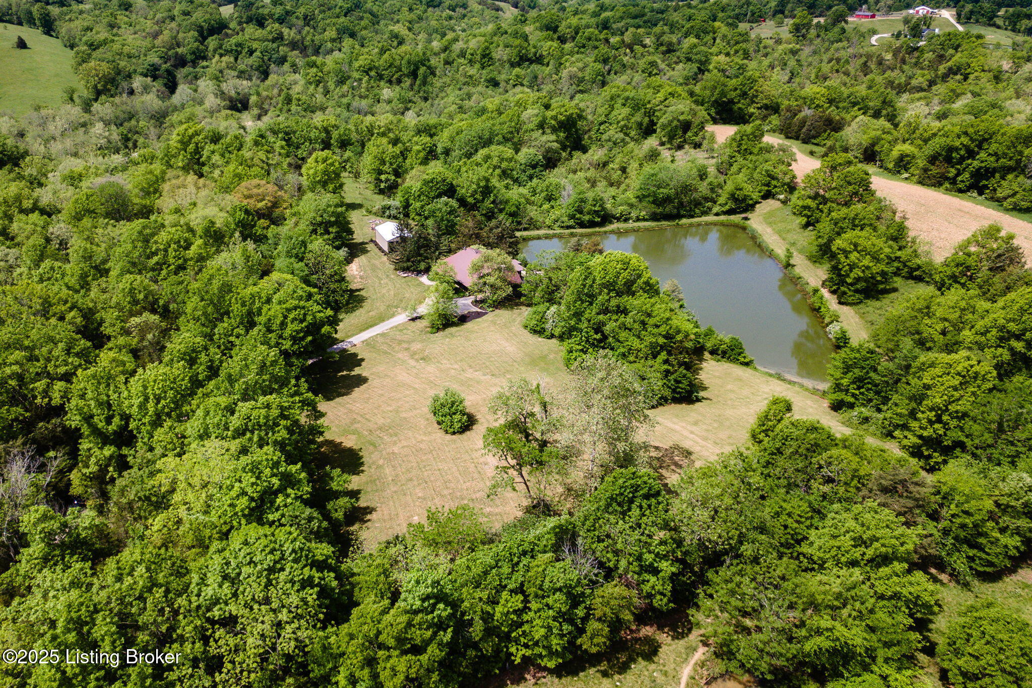 2244 Woods Pike