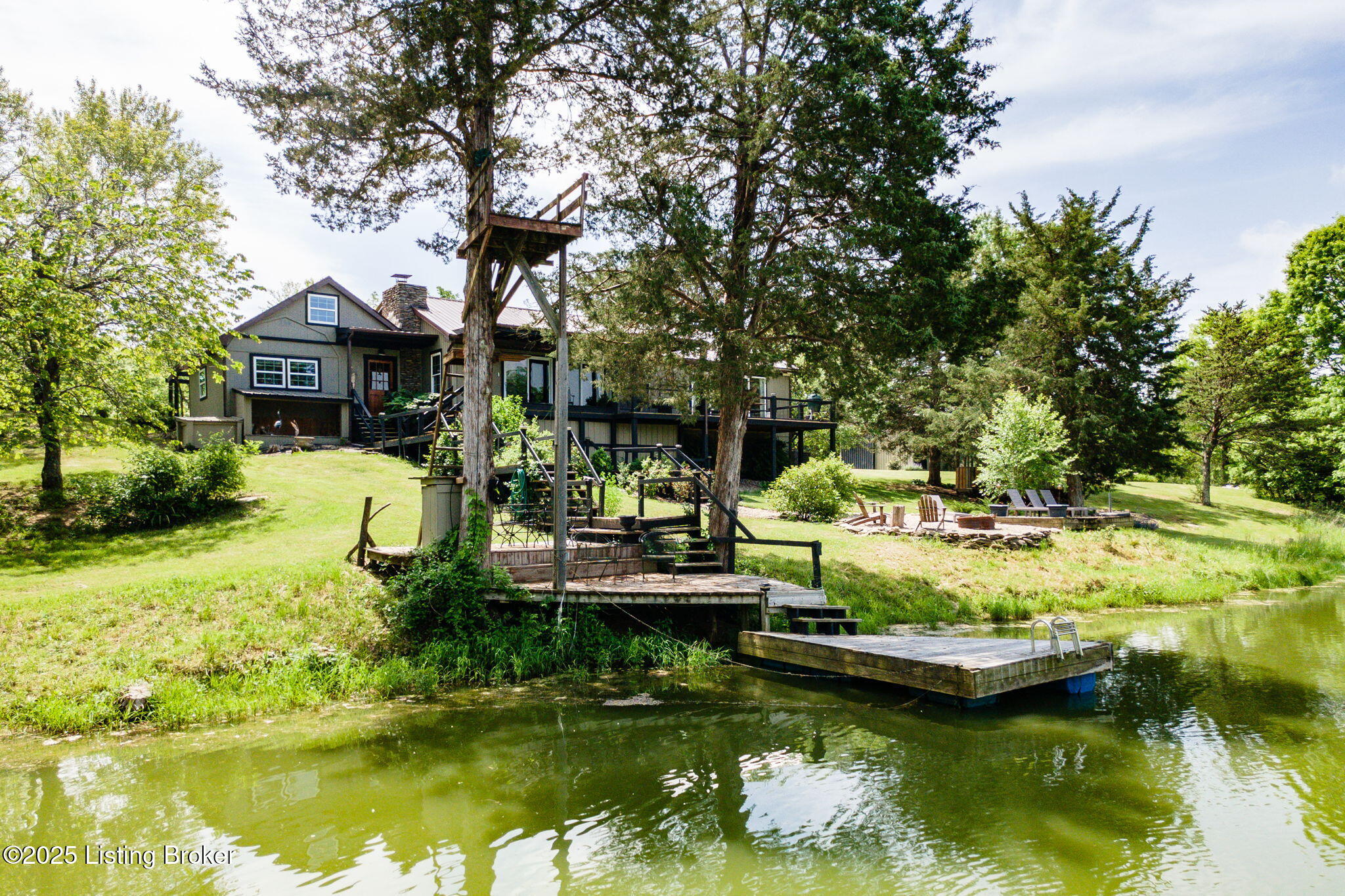 2244 Woods Pike