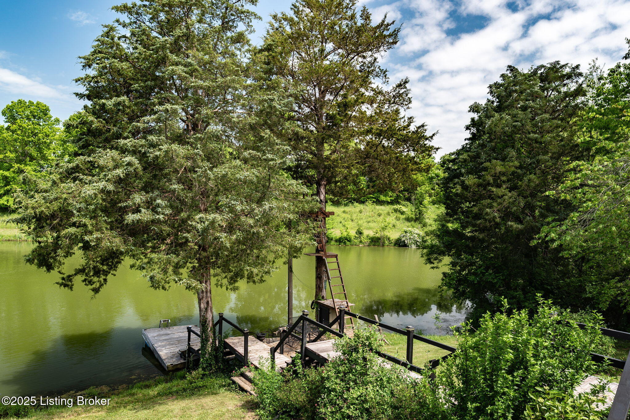2244 Woods Pike