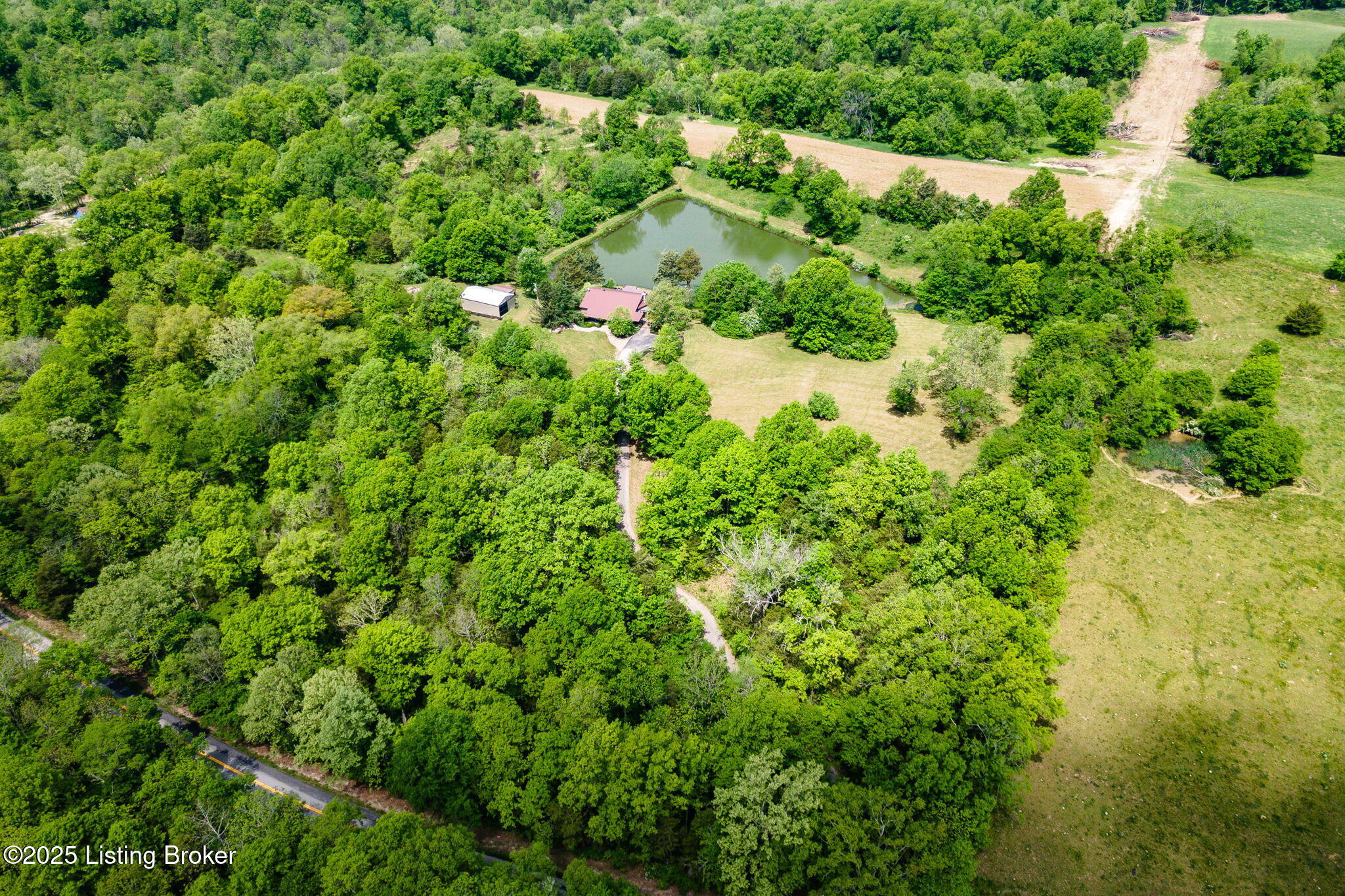 2244 Woods Pike