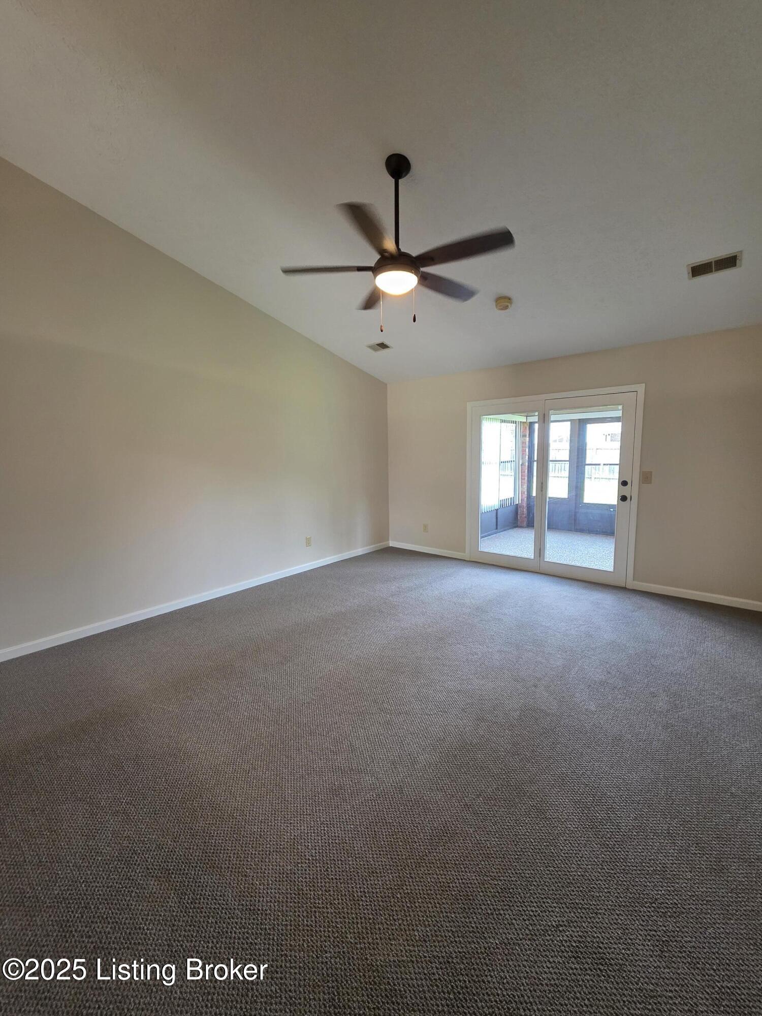 130 Flintstone Ct