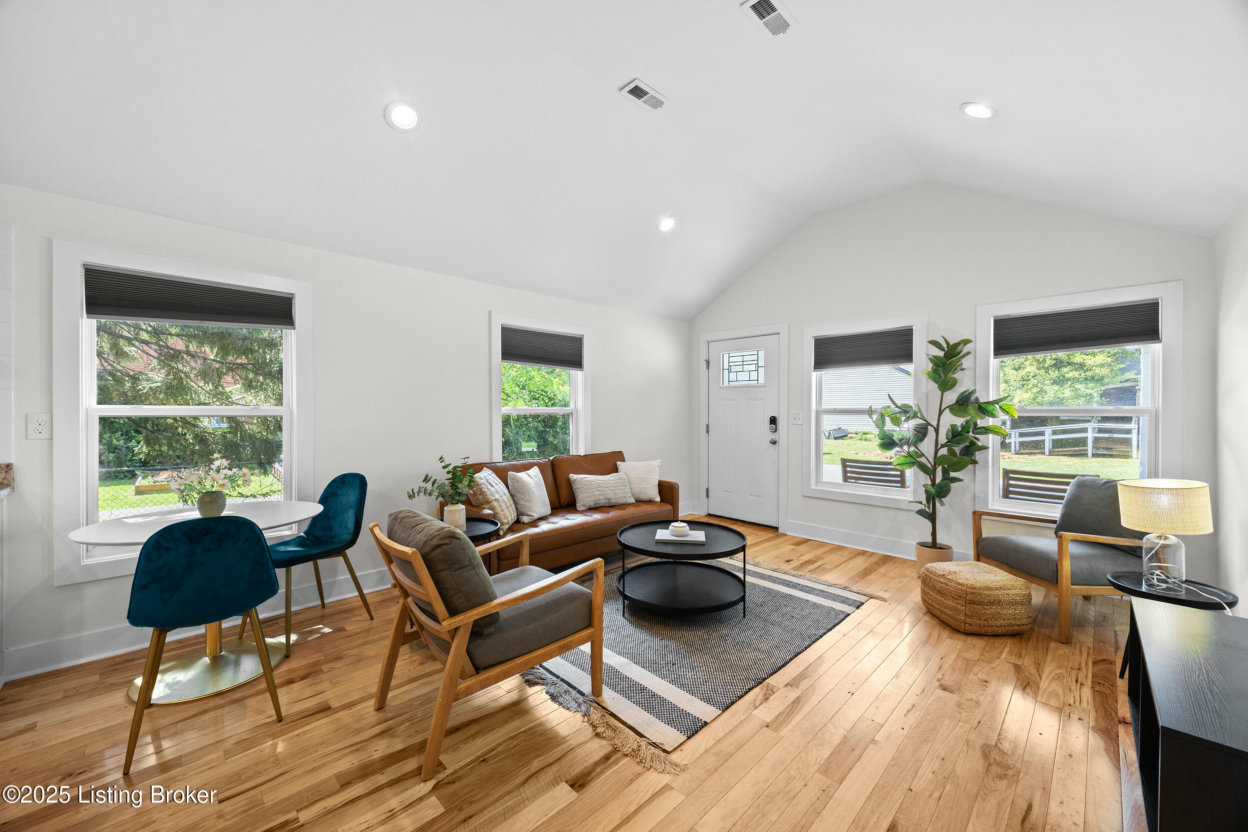 4157 Sherman Ave