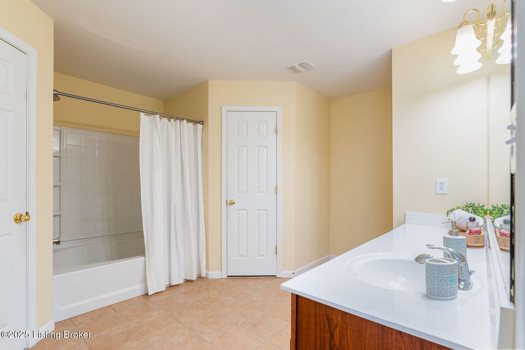 3425 Stony Farm Dr