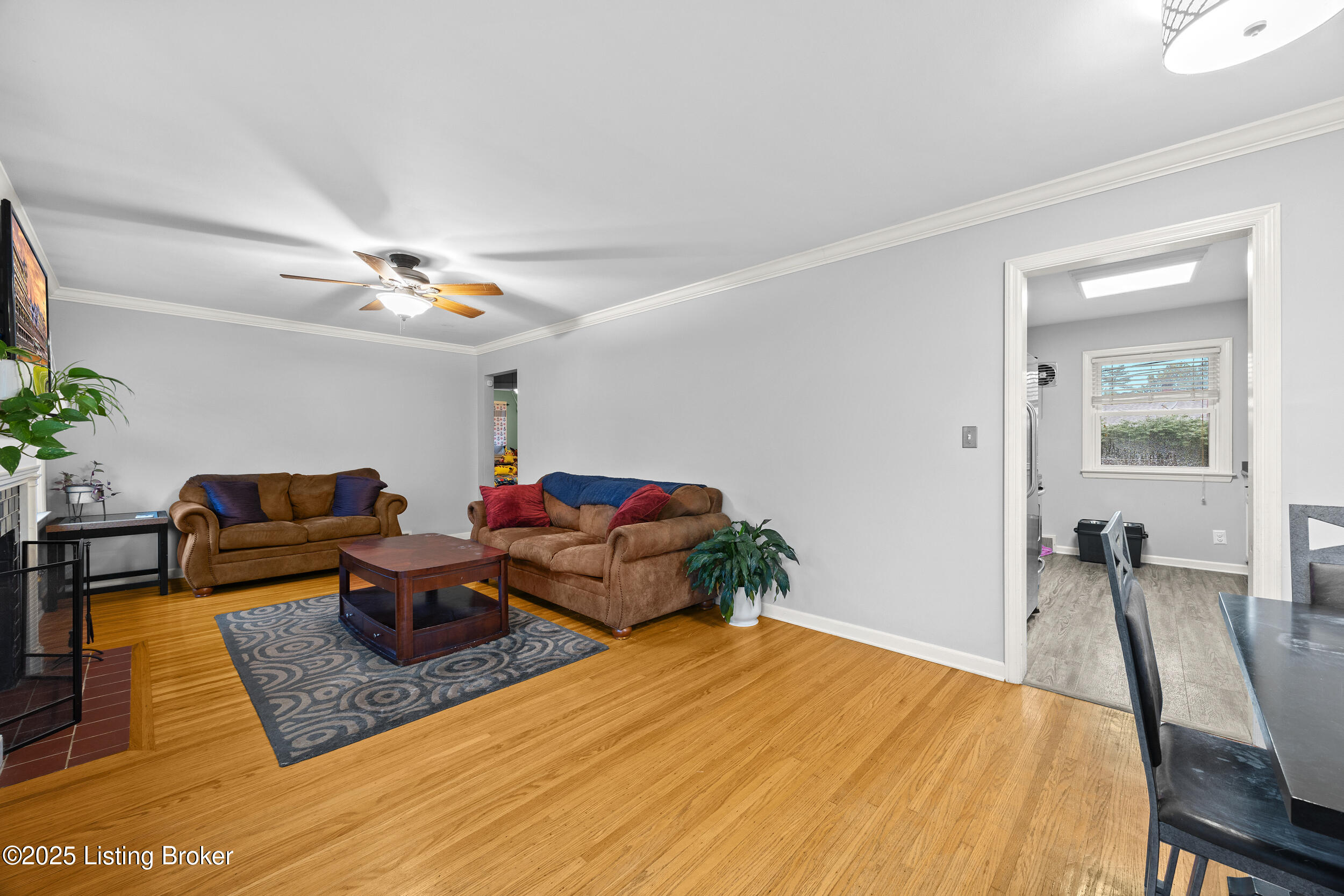 2728 Shannon Dr