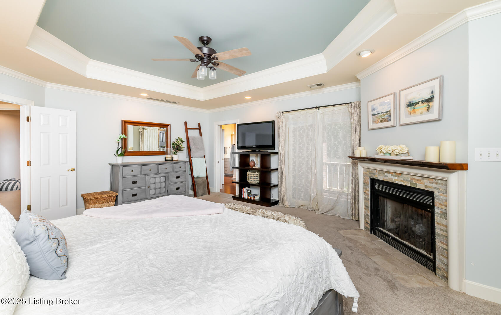 5 Anchorage Pointe