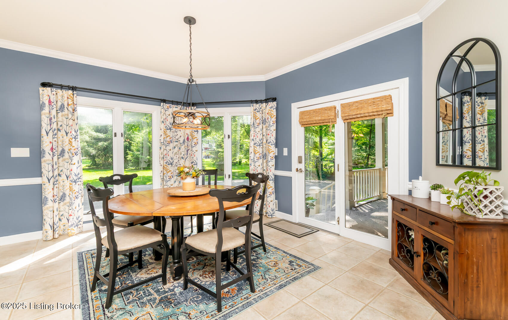 5 Anchorage Pointe