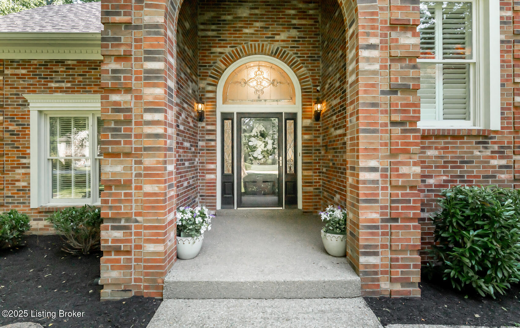 5 Anchorage Pointe