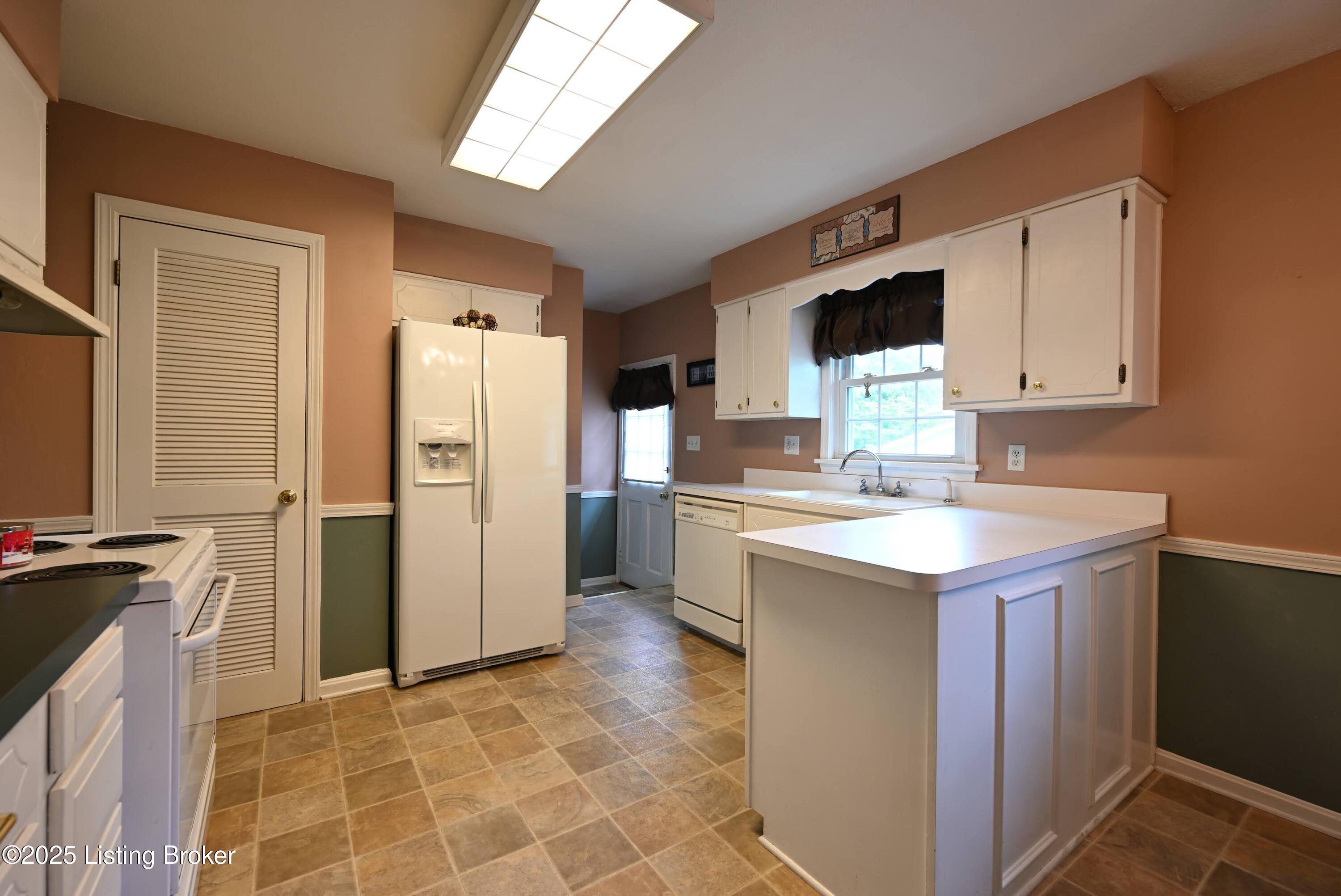 4913 D Lue Ct