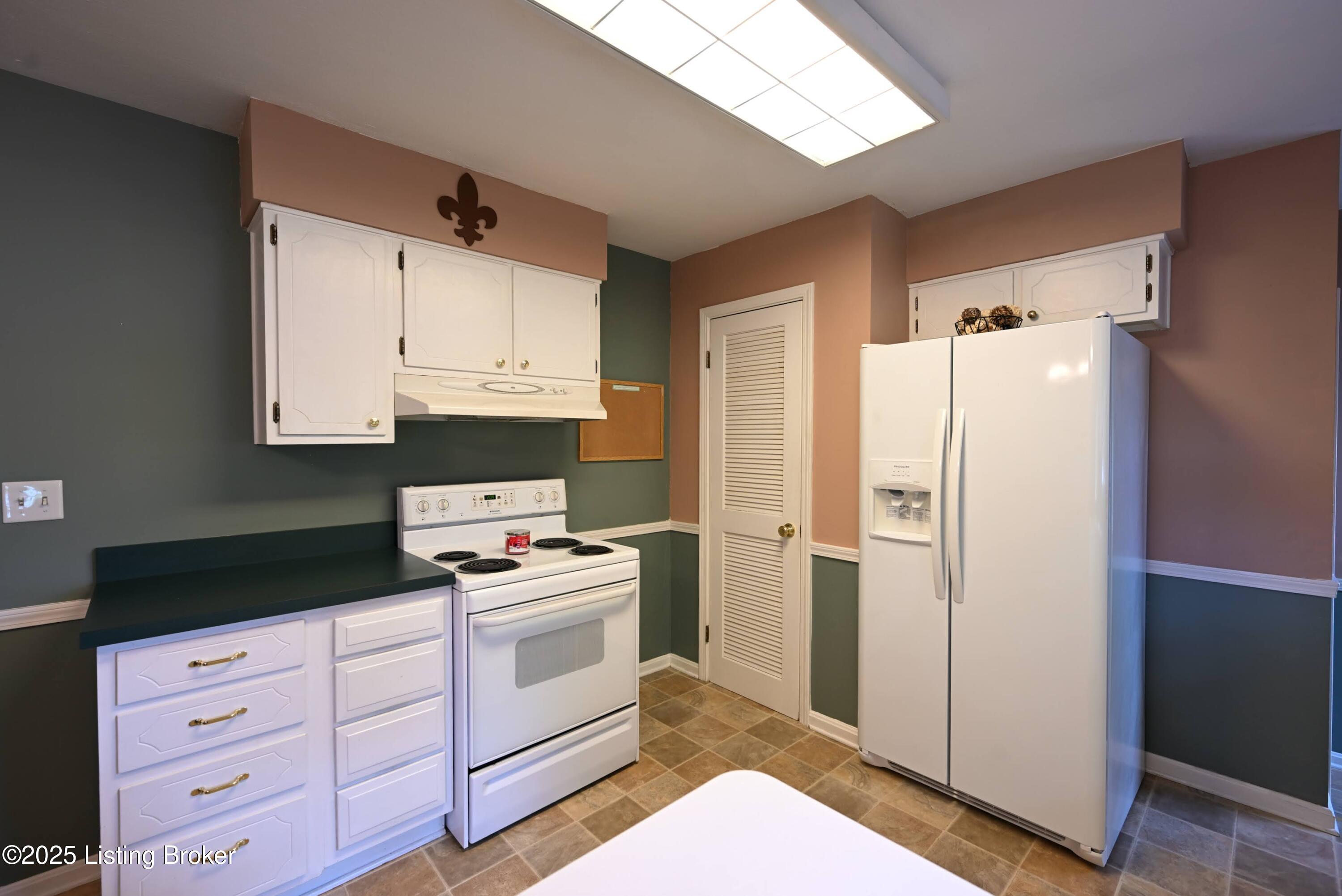 4913 D Lue Ct
