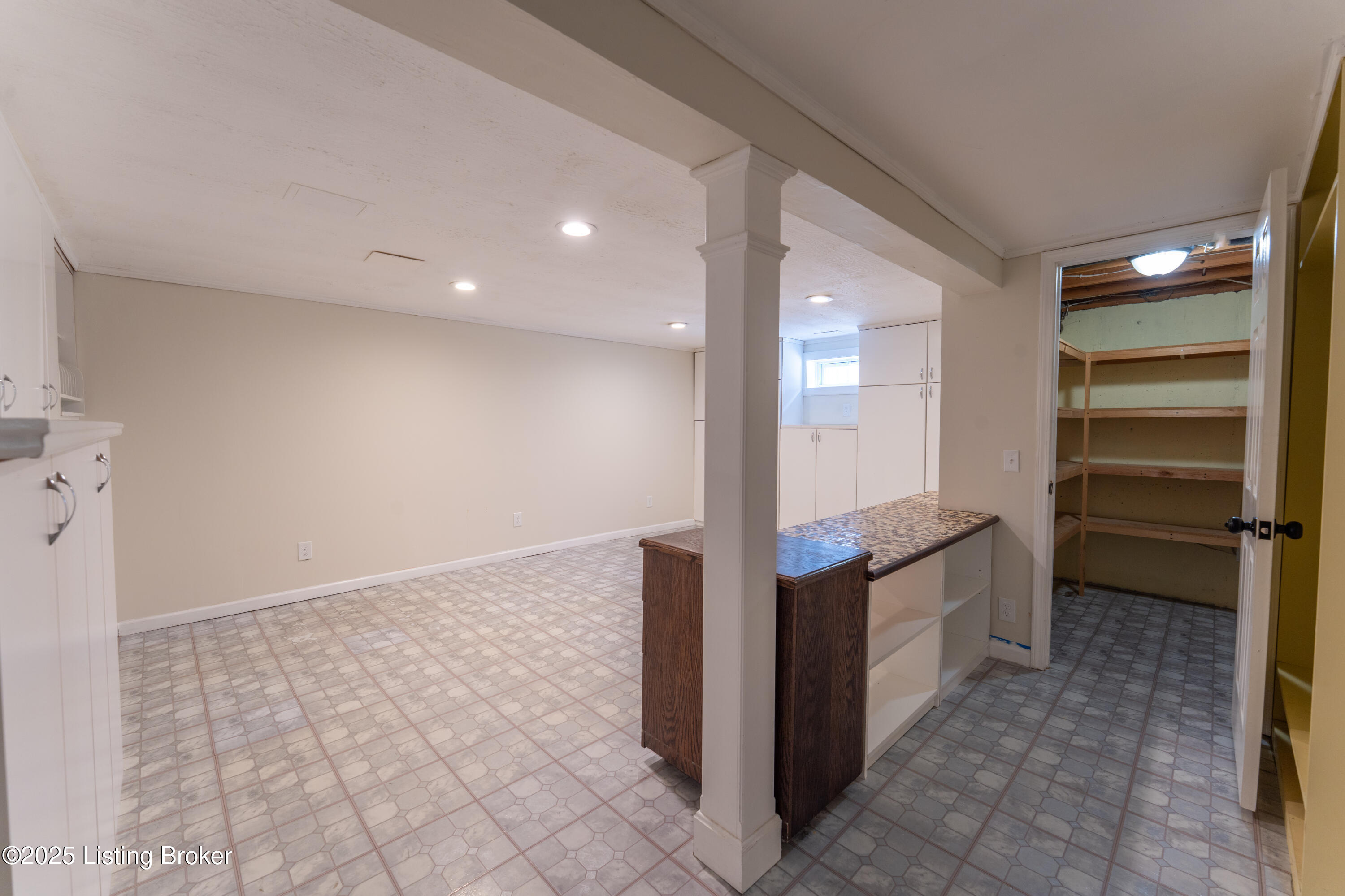 3513 Maalox Ct