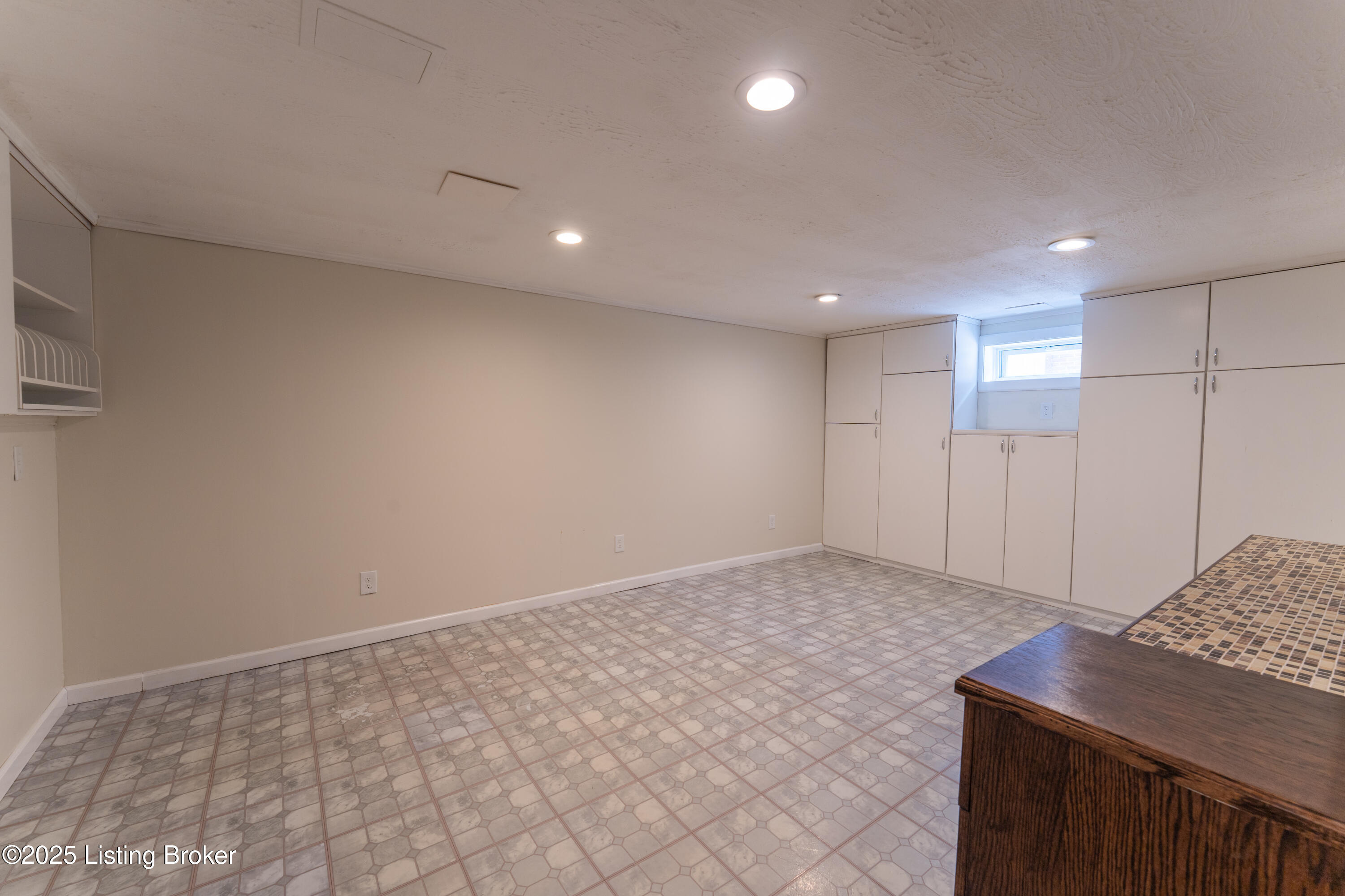 3513 Maalox Ct
