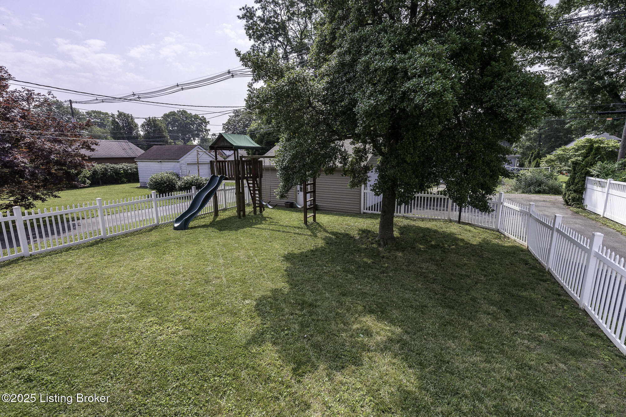 2660 Kings Hwy