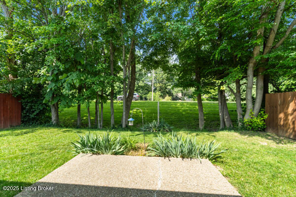 4213 Bay Pointe Dr