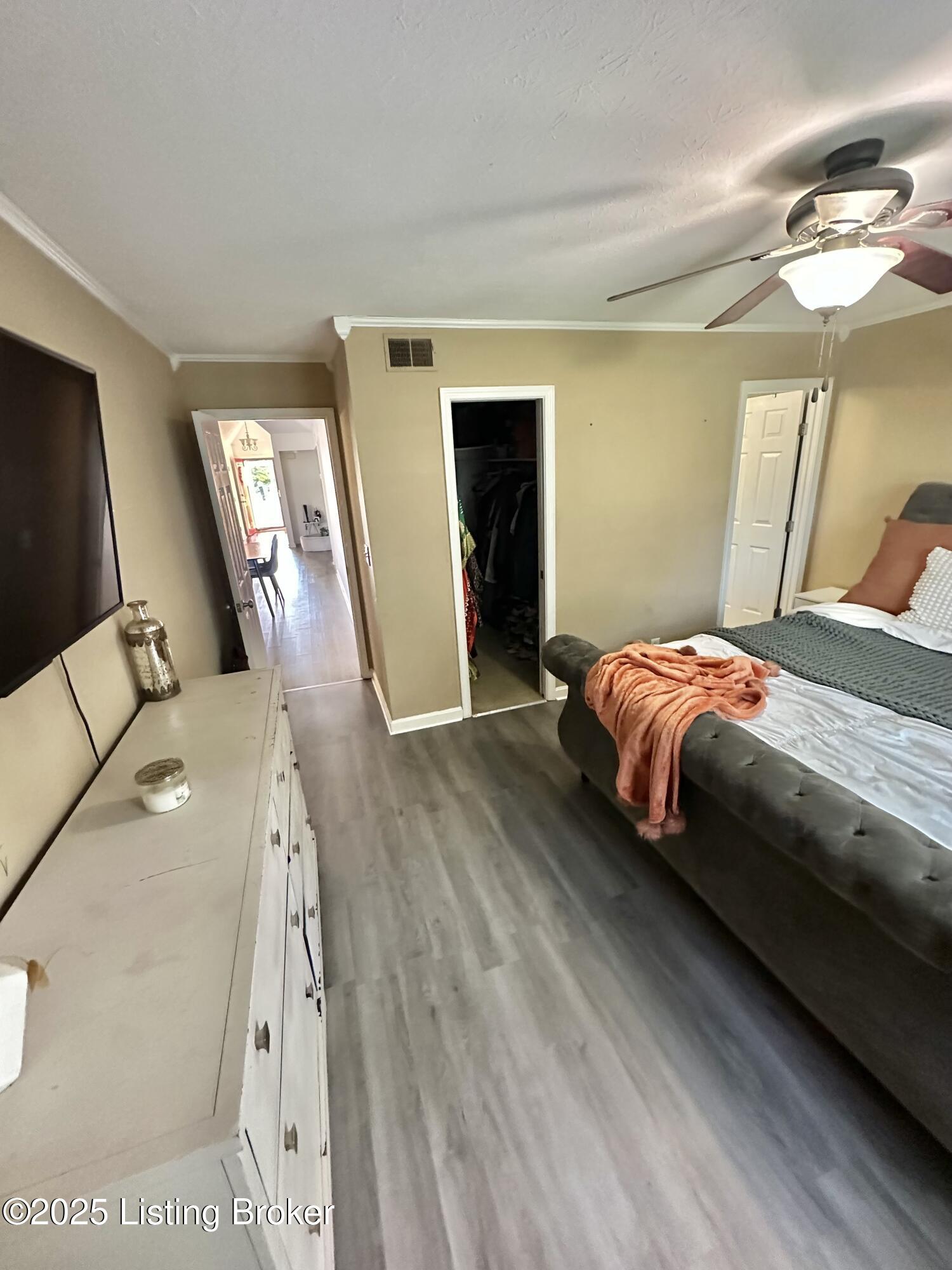3907 Vantage Pl