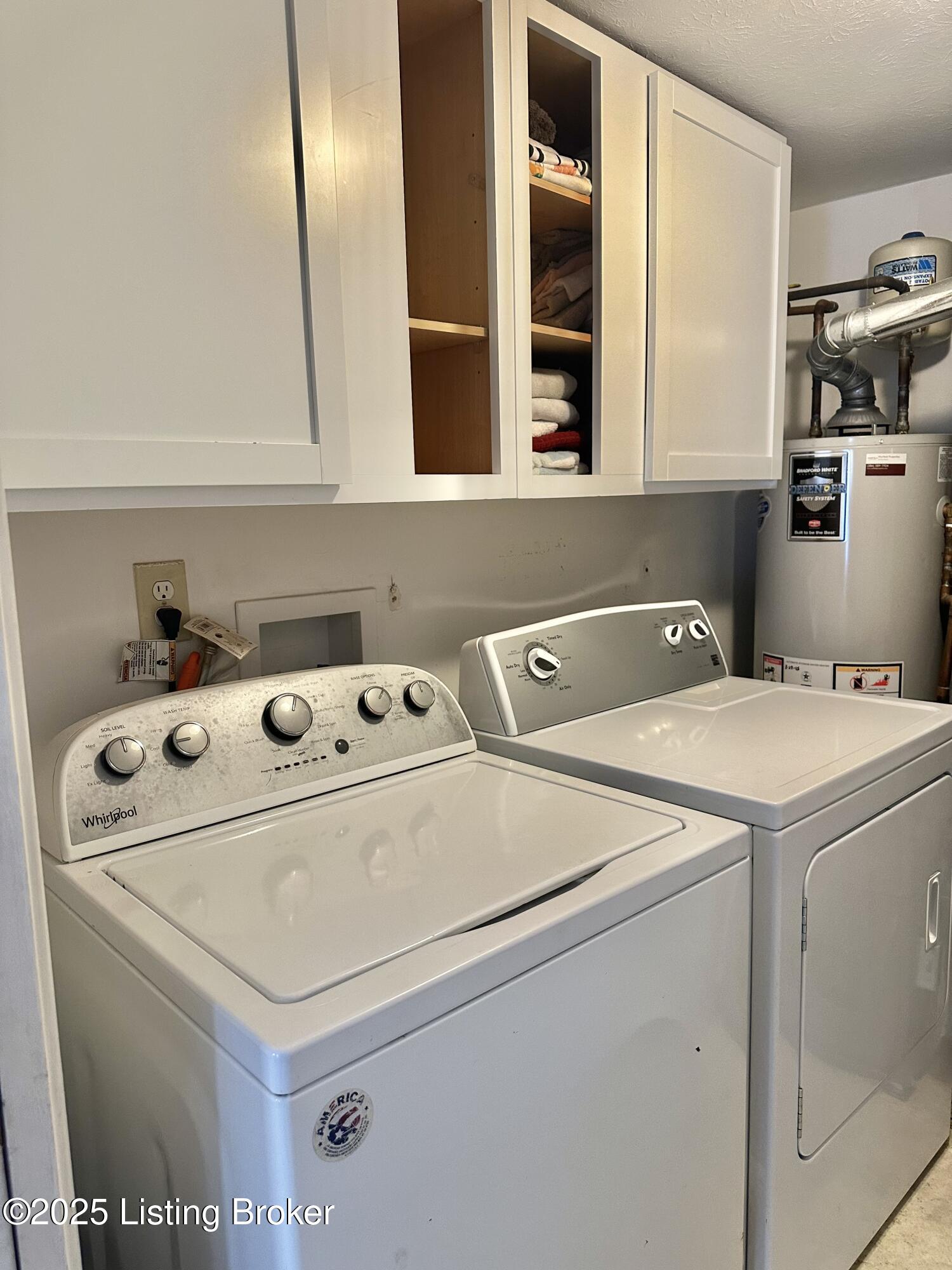 3907 Vantage Pl