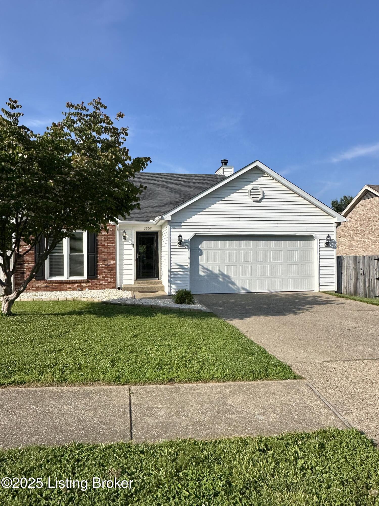 3907 Vantage Pl