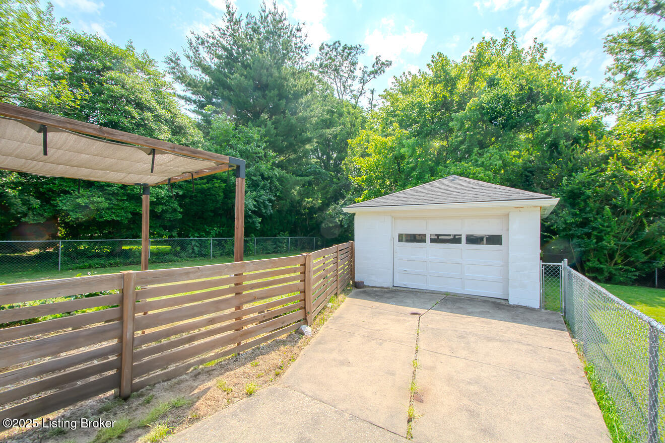 1634 Nightingale Rd