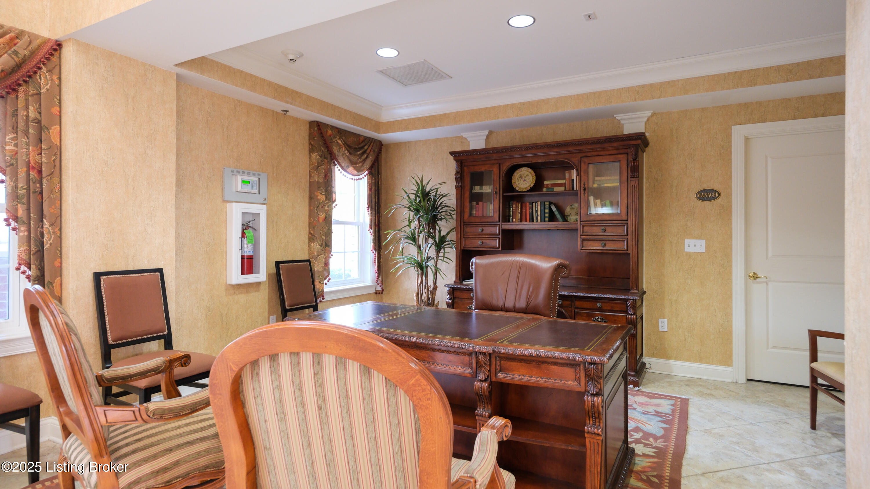 1300 Cardinal Dr 301