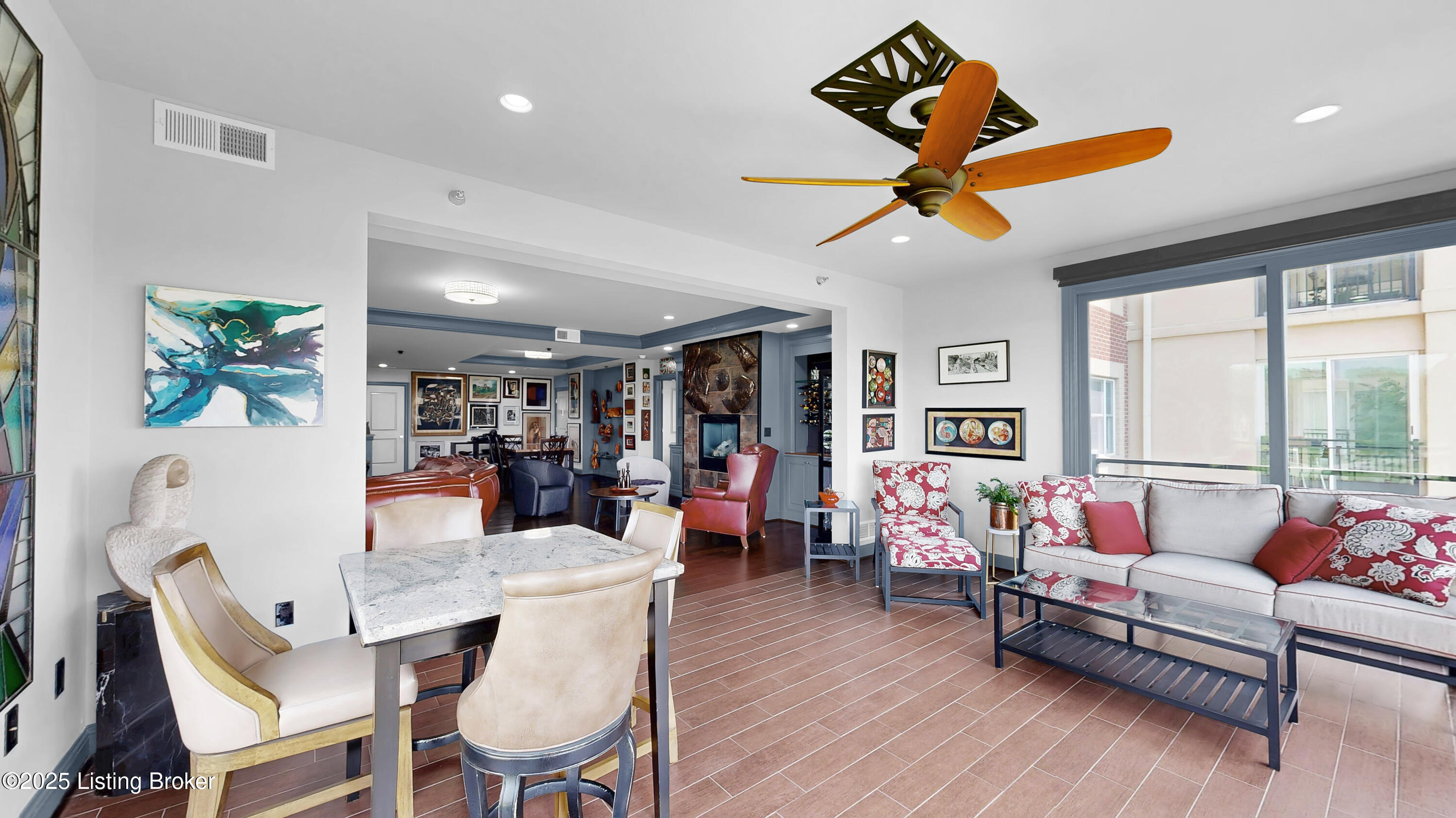 1300 Cardinal Dr 301