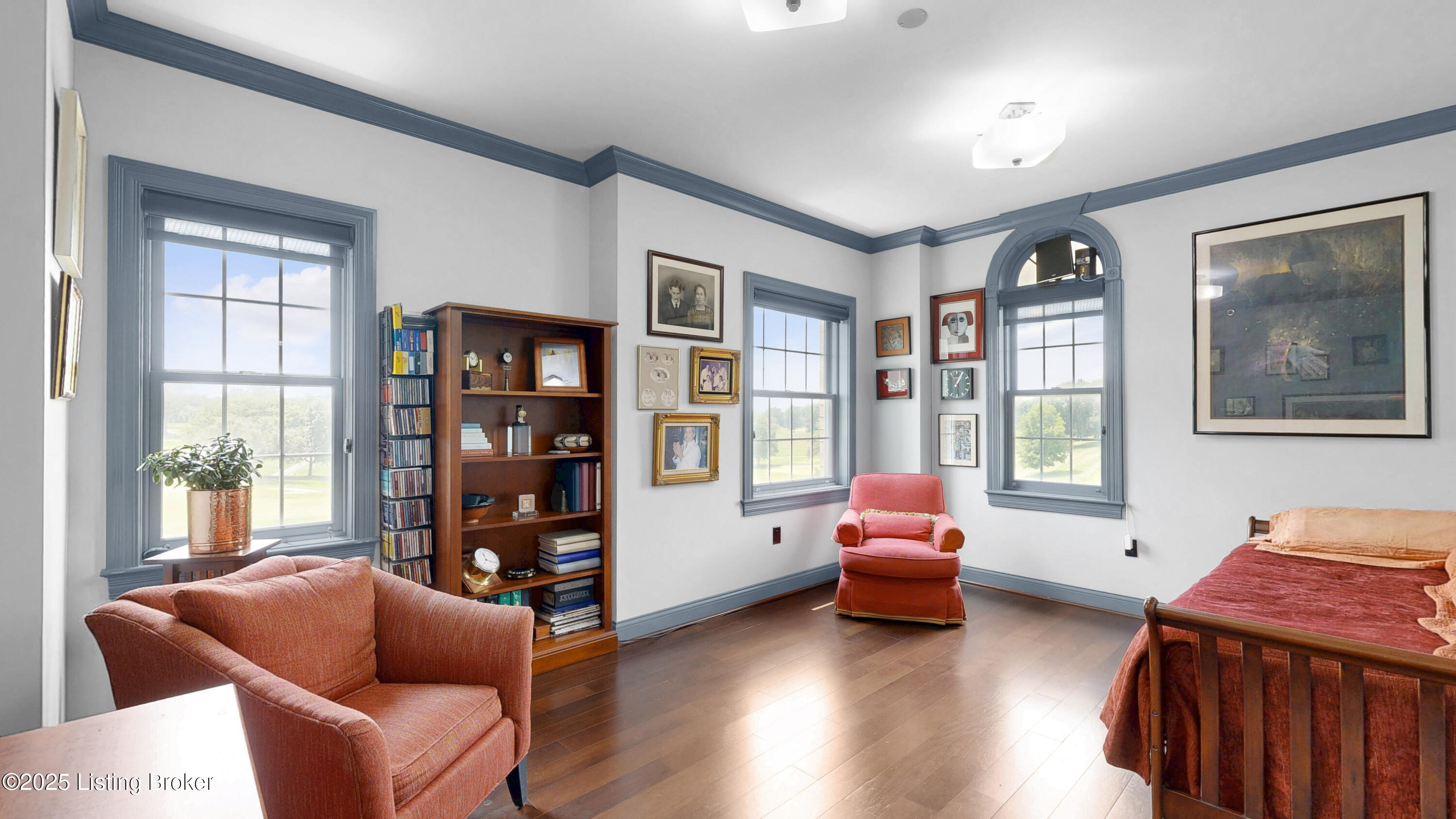 1300 Cardinal Dr 301