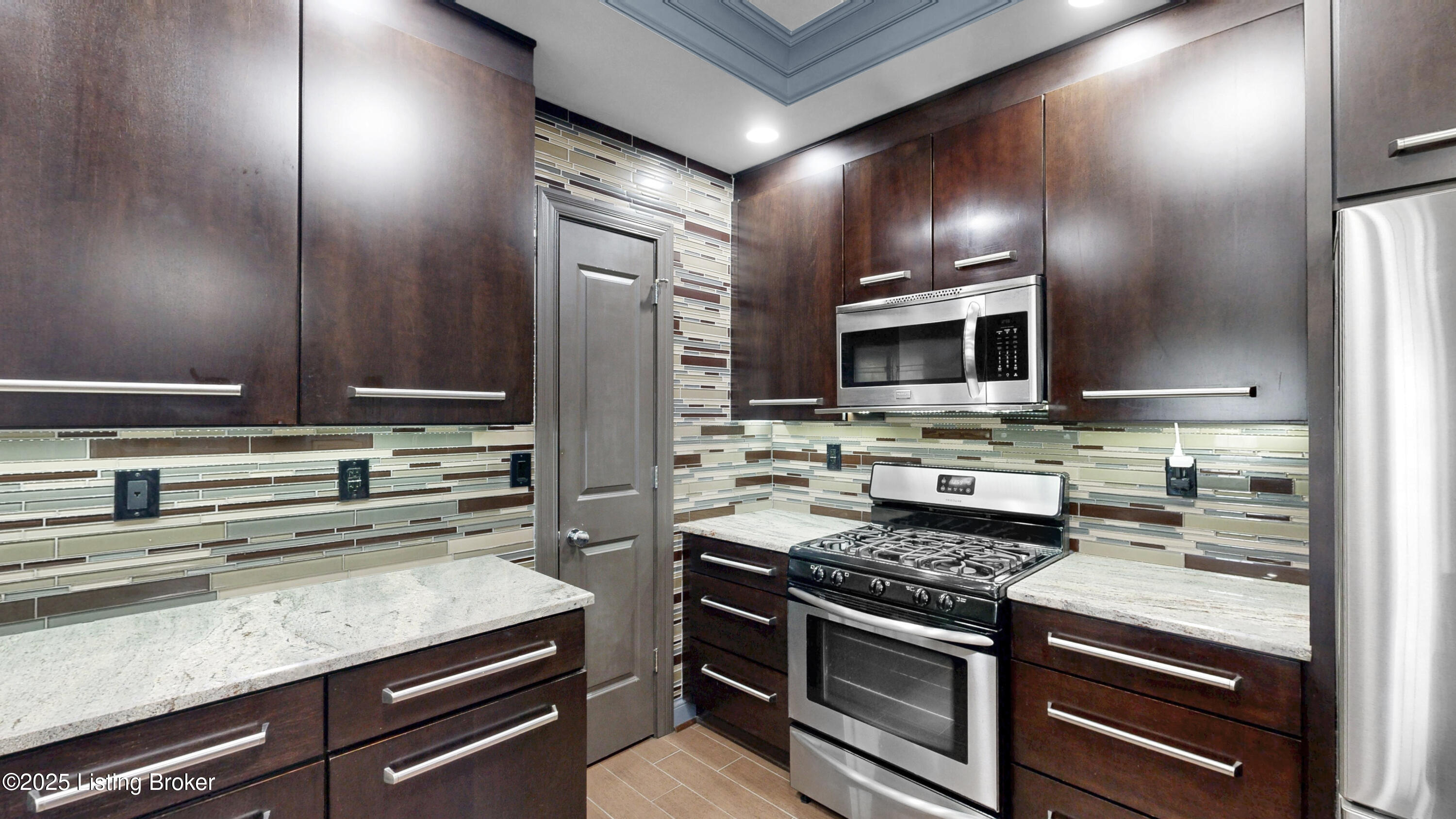 1300 Cardinal Dr 301