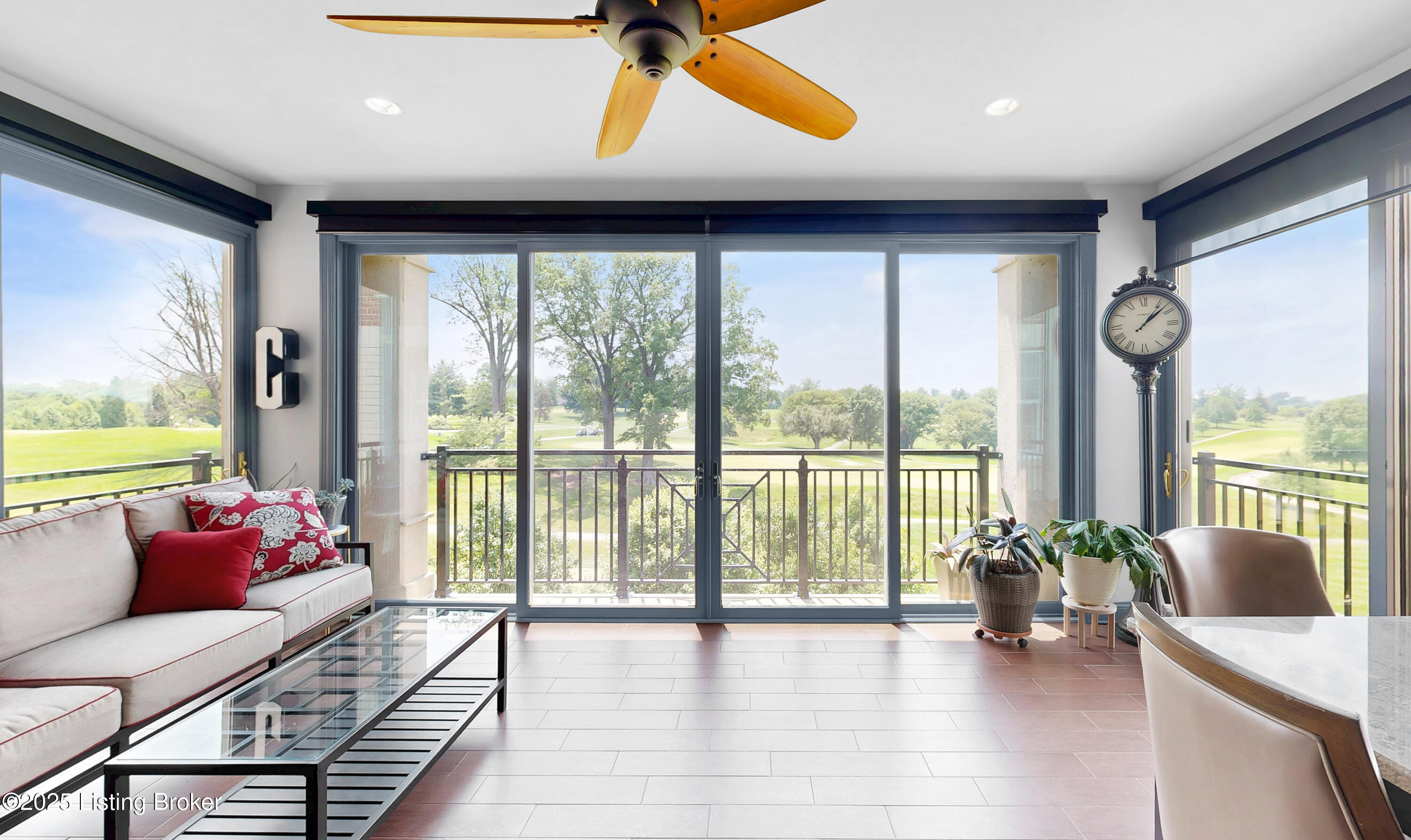 1300 Cardinal Dr 301