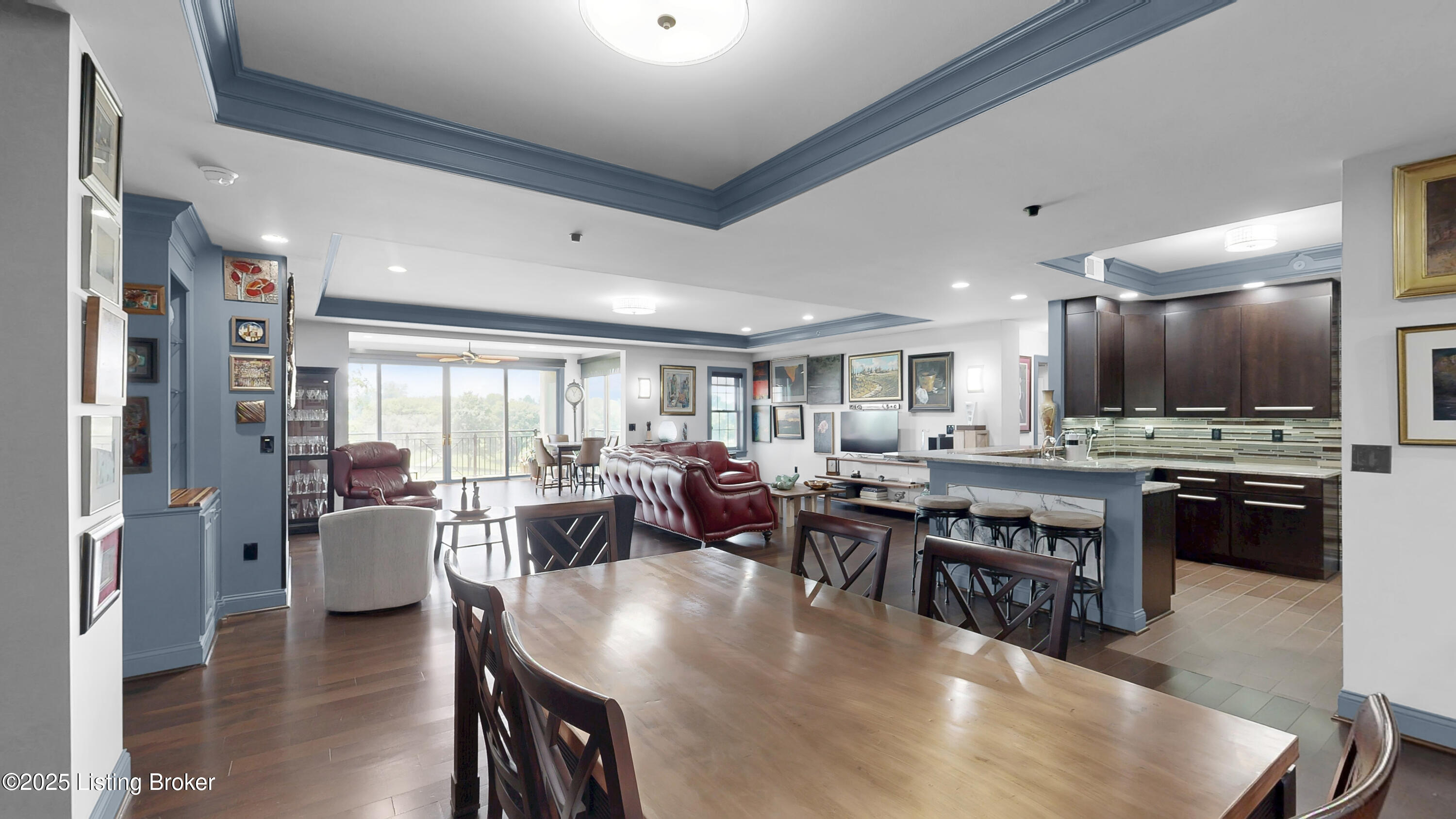 1300 Cardinal Dr 301