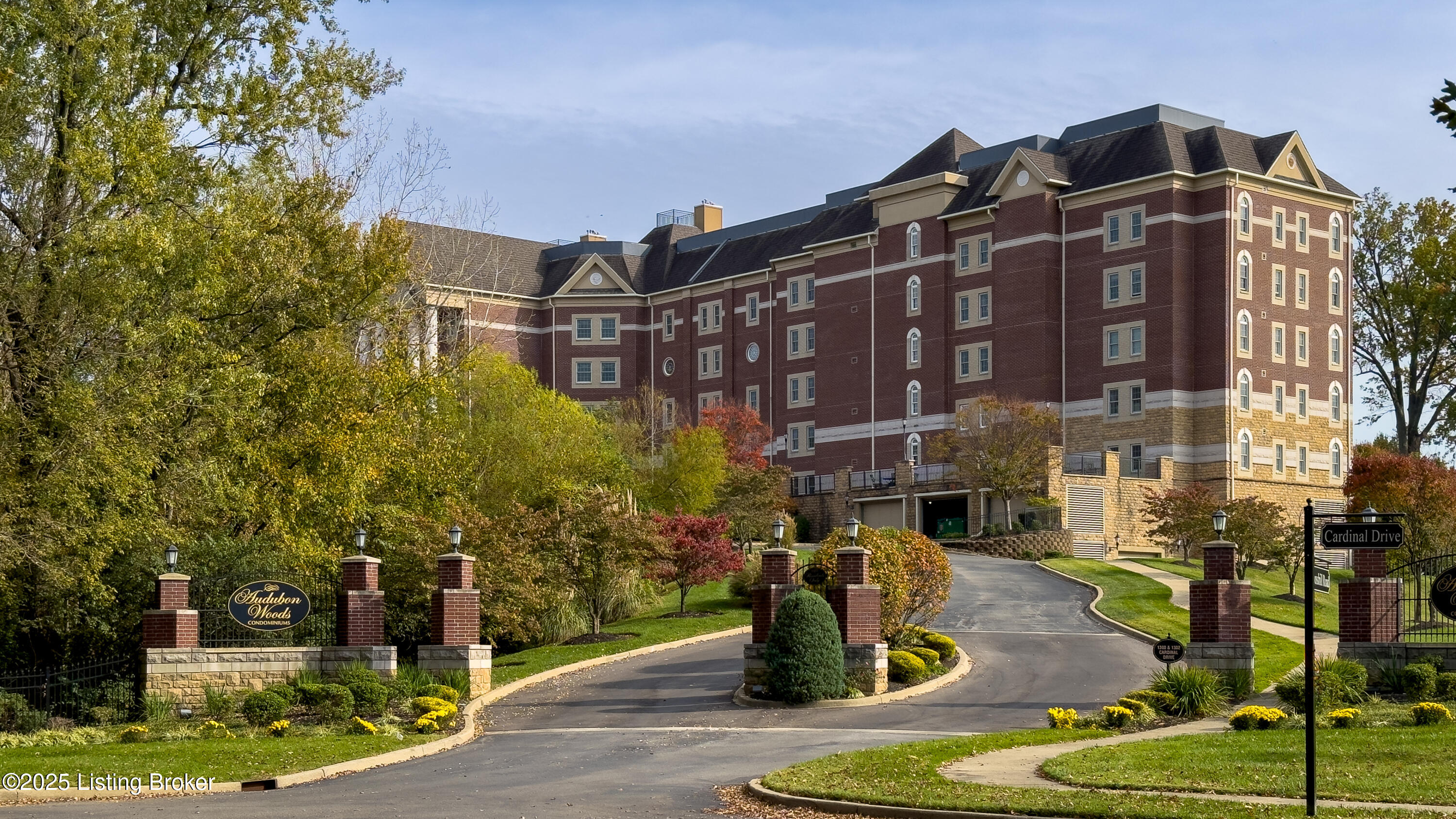 1300 Cardinal Dr 301
