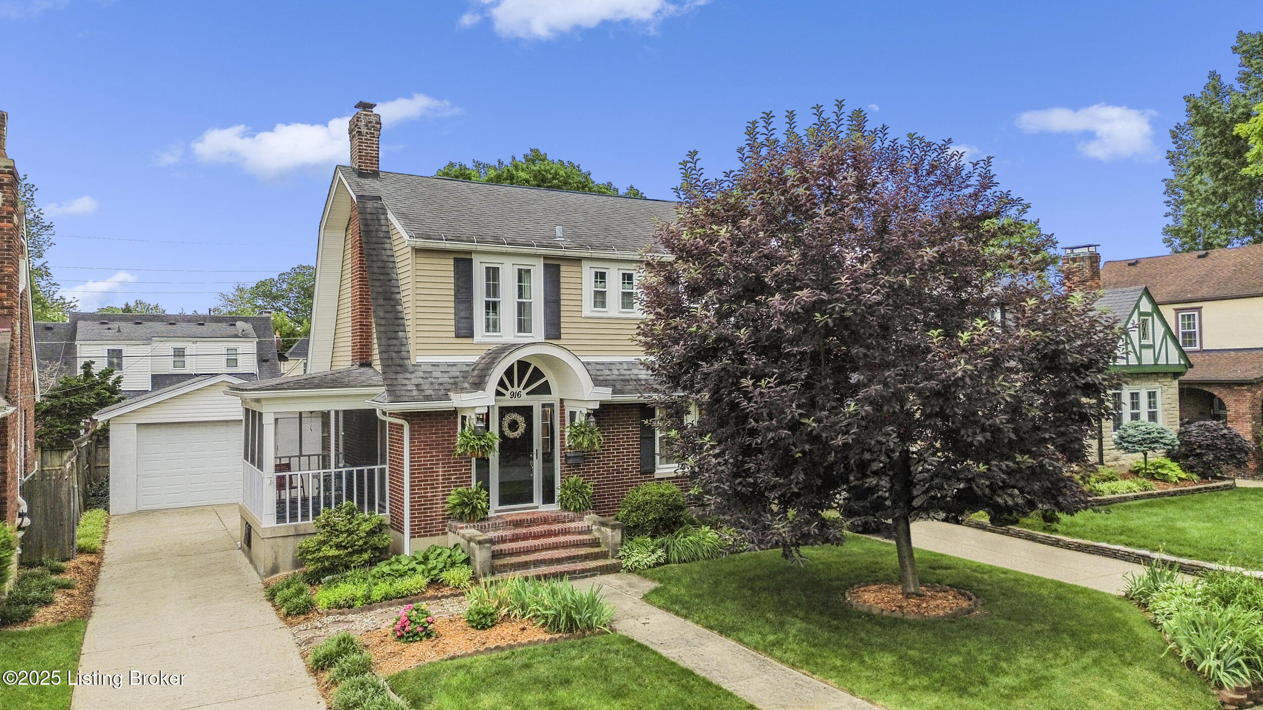 916 Greenleaf Rd