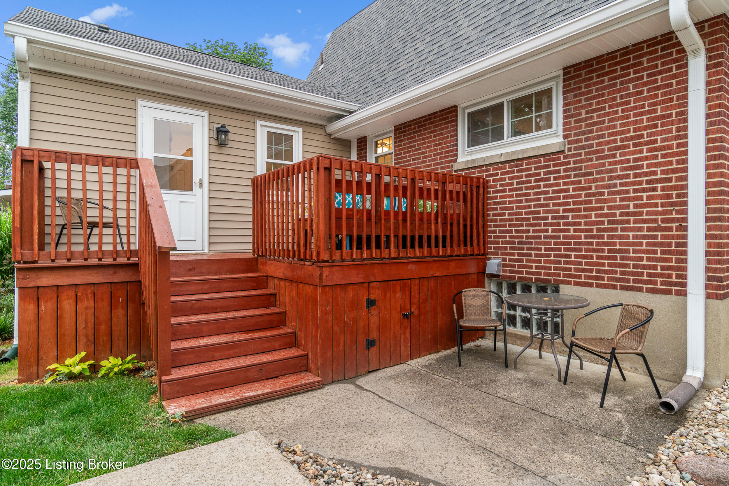 916 Greenleaf Rd