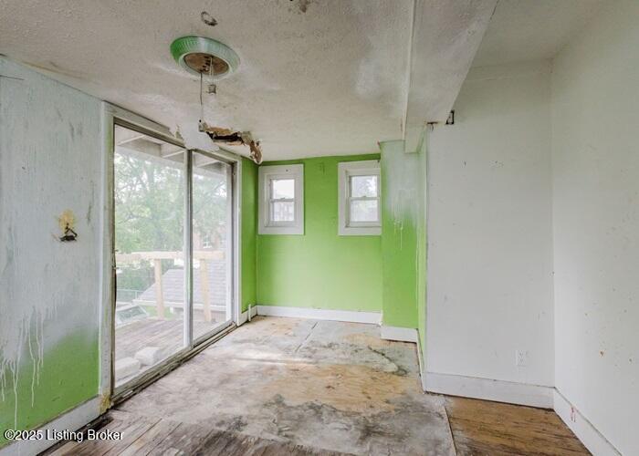1301 S 26th St