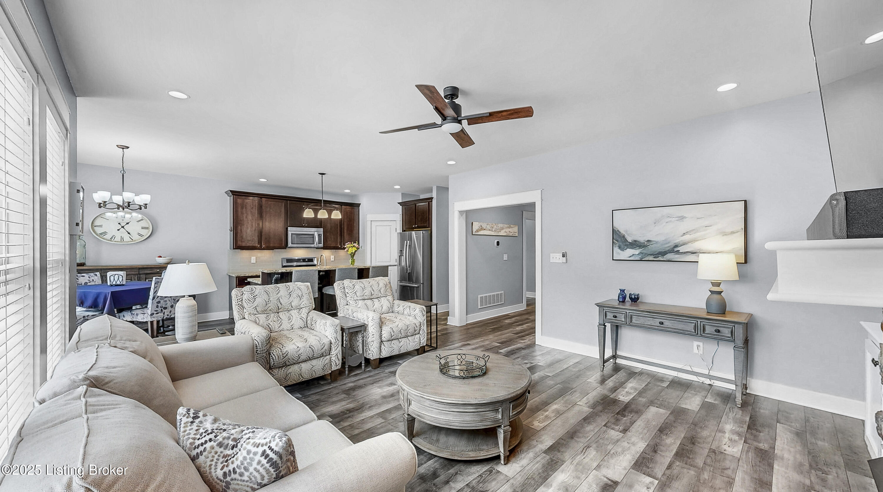 7507 Grand Oaks Dr