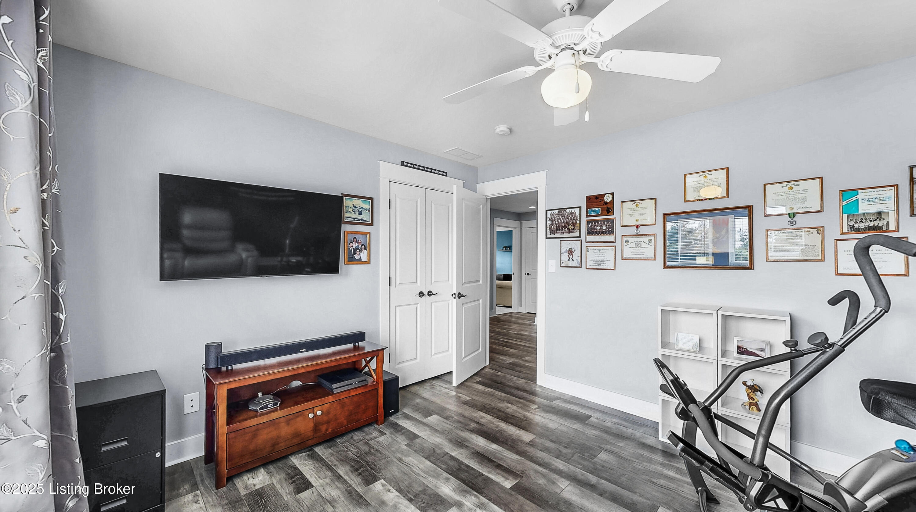 7507 Grand Oaks Dr