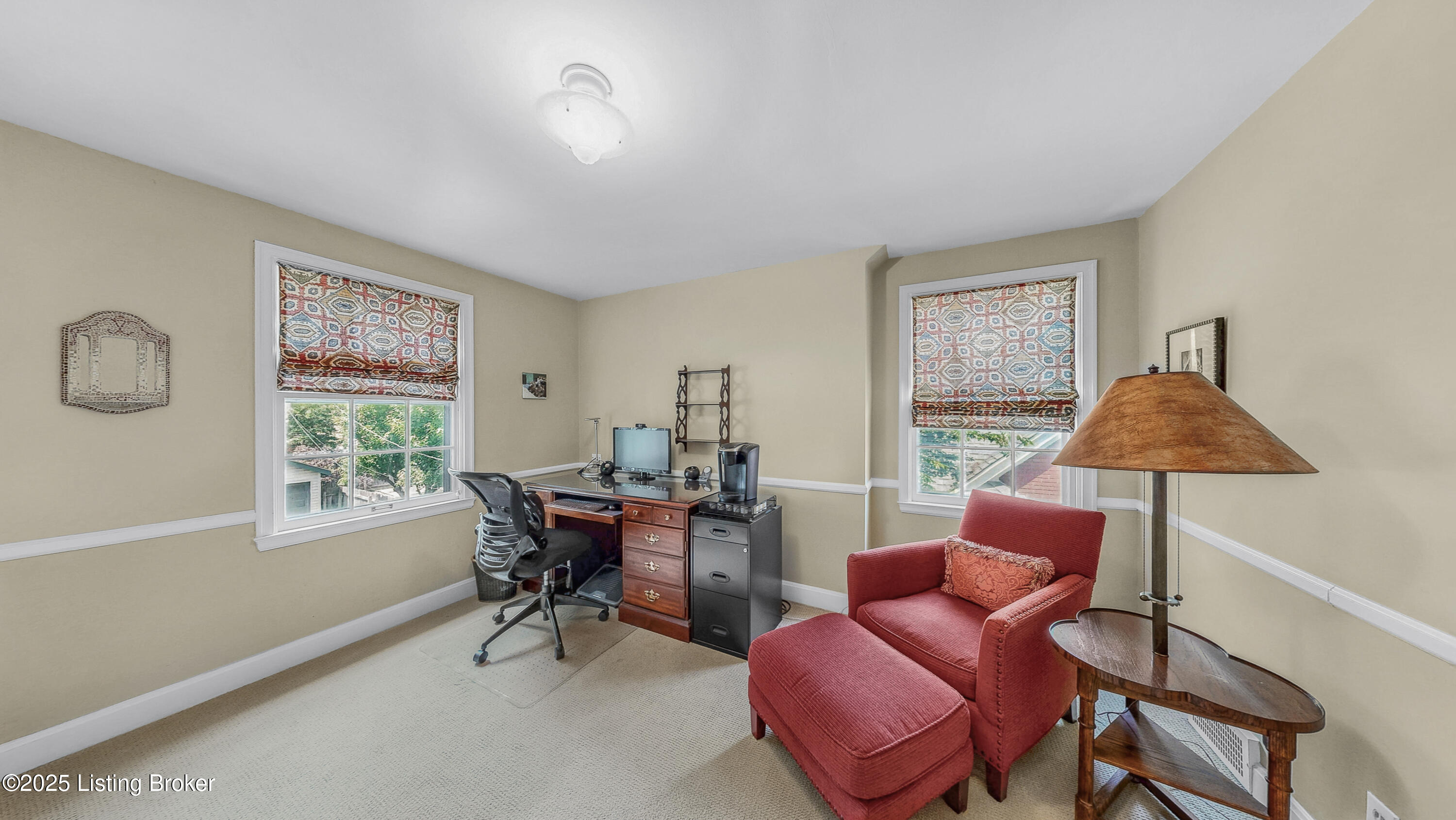 3615 Hycliffe Ave