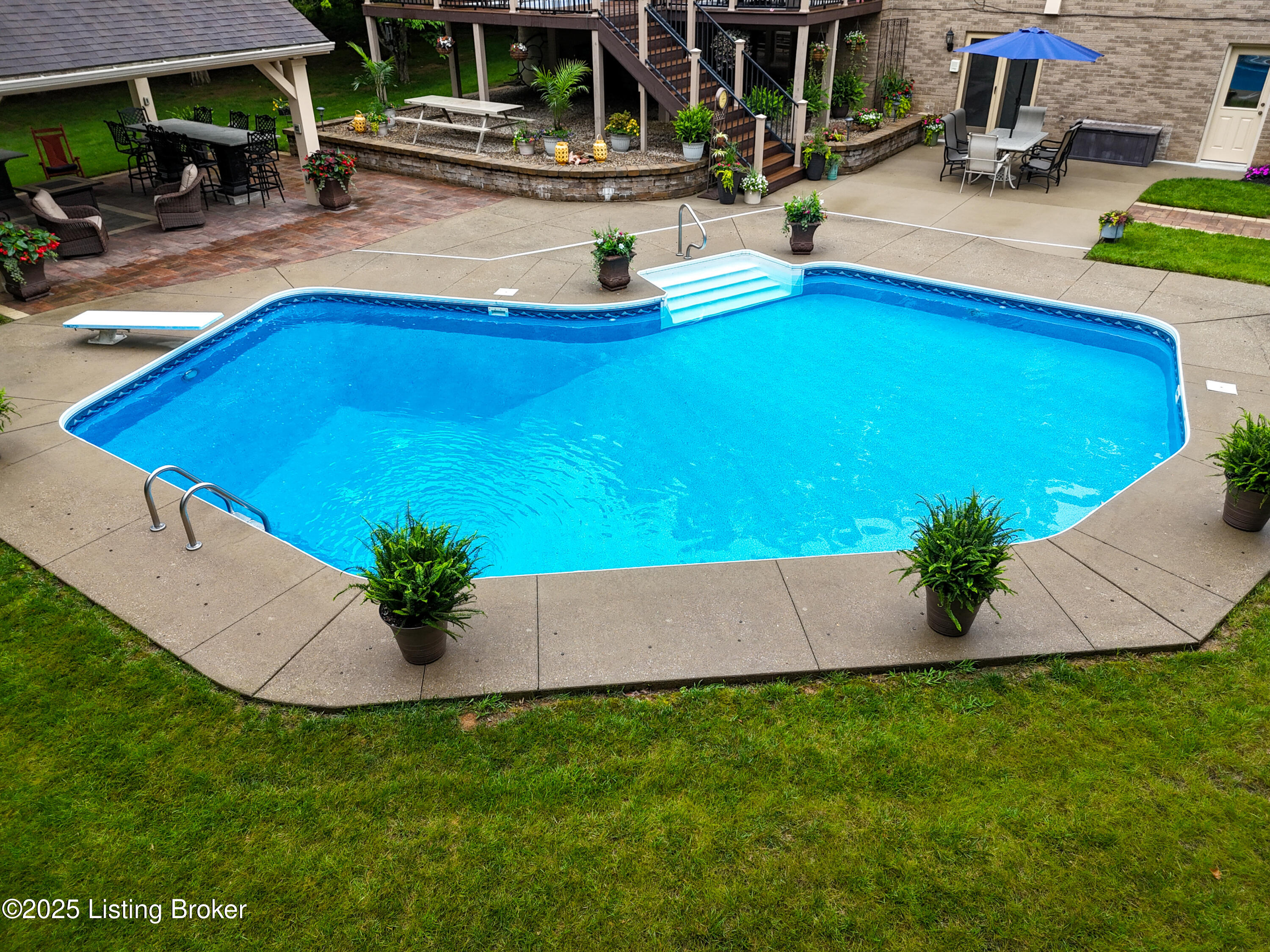 17405 Creek Run Dr