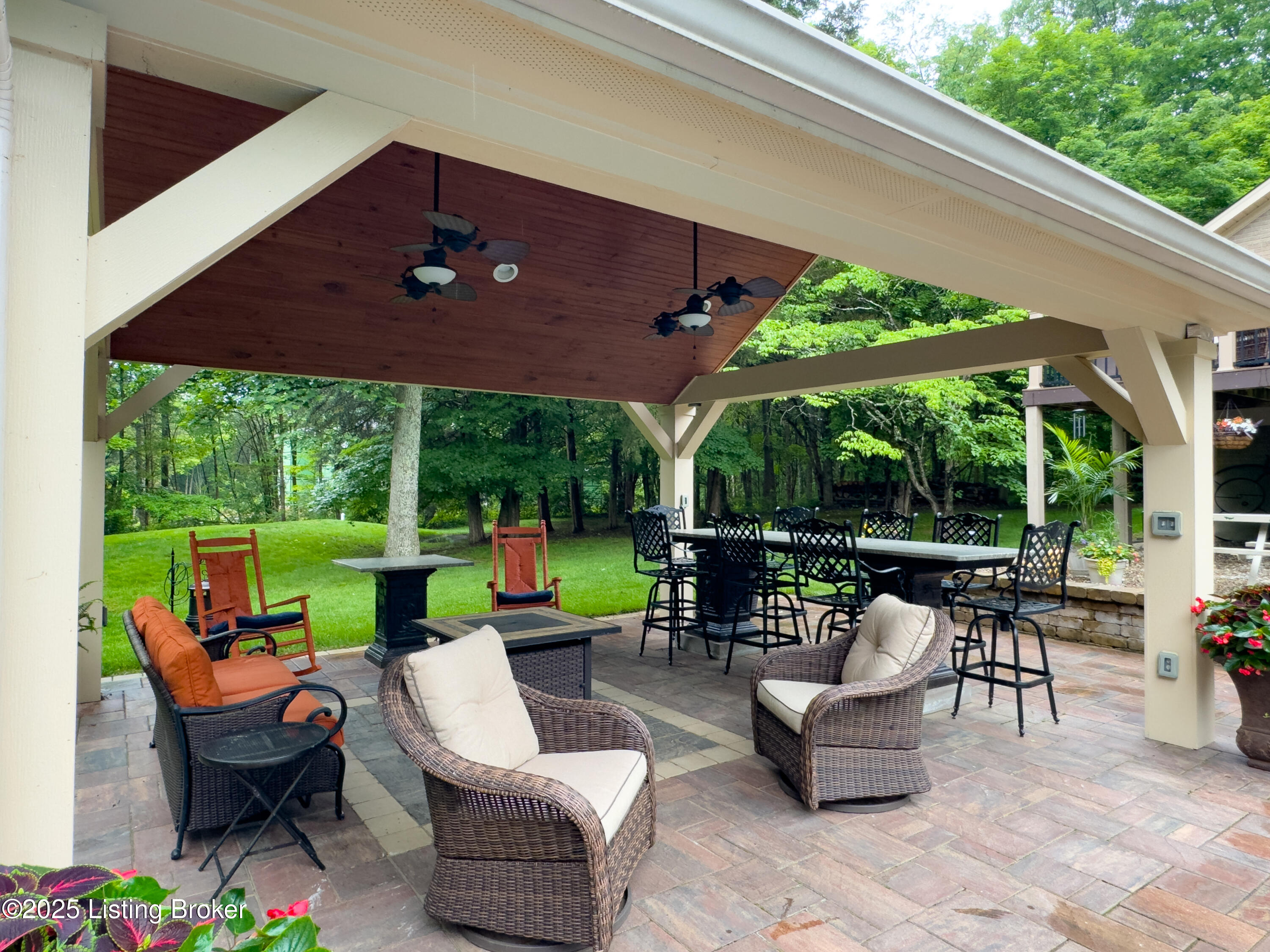 17405 Creek Run Dr