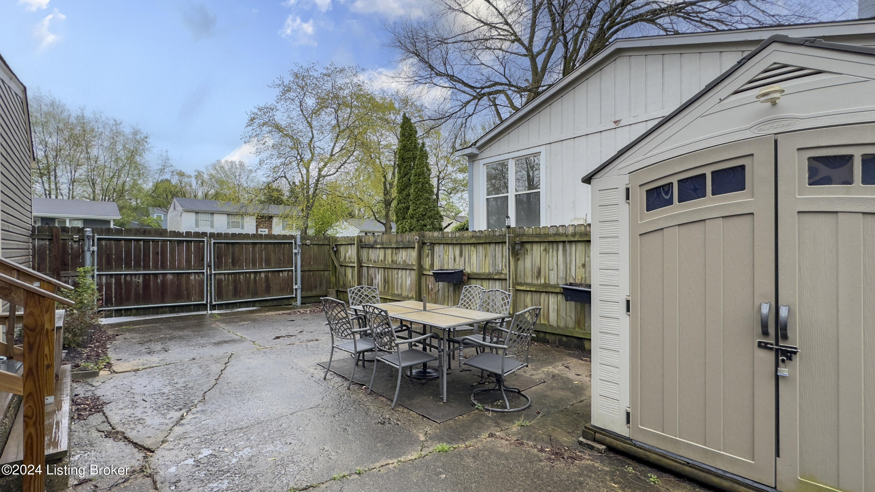 4808 Redmon Ct