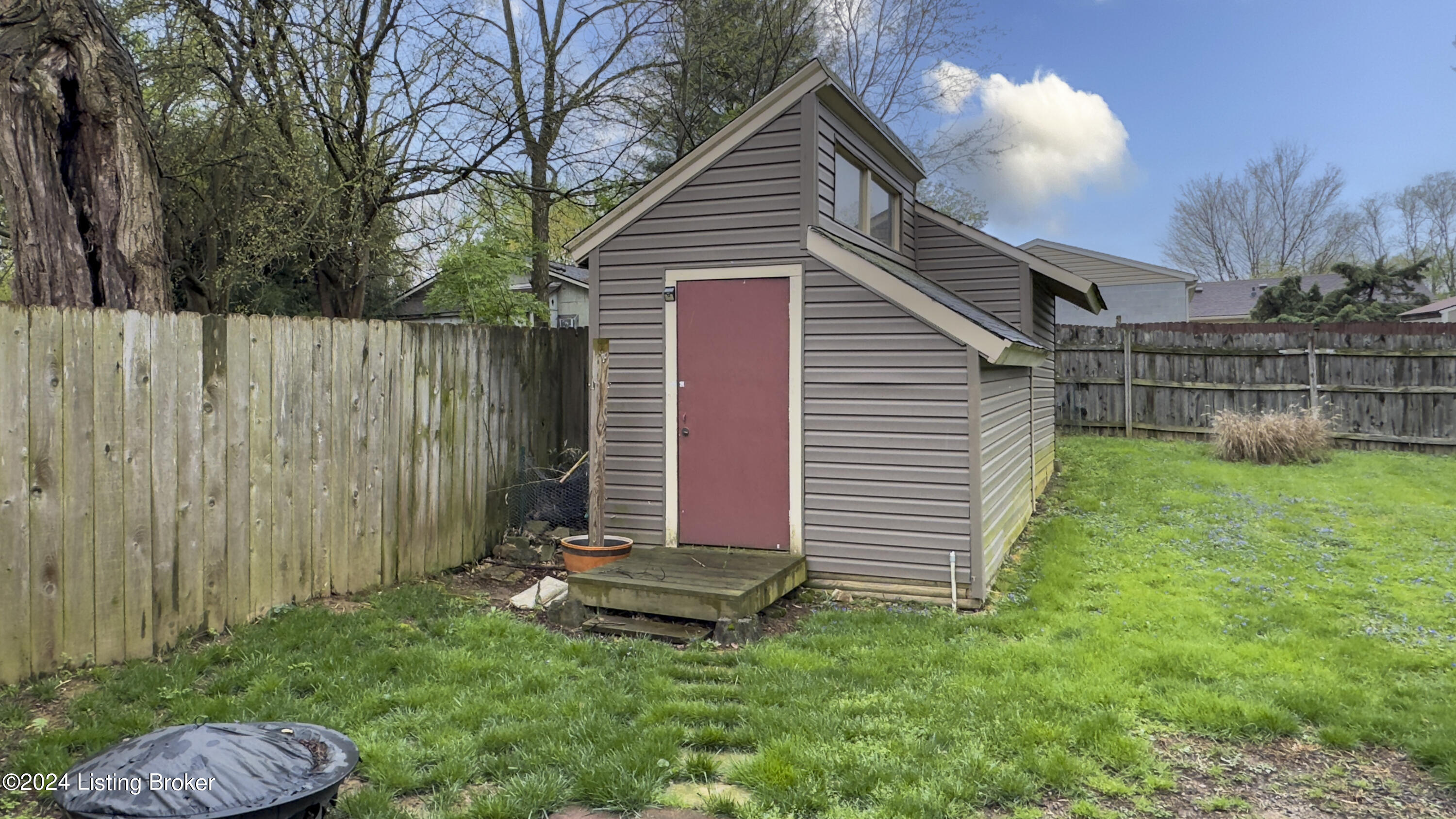 4808 Redmon Ct
