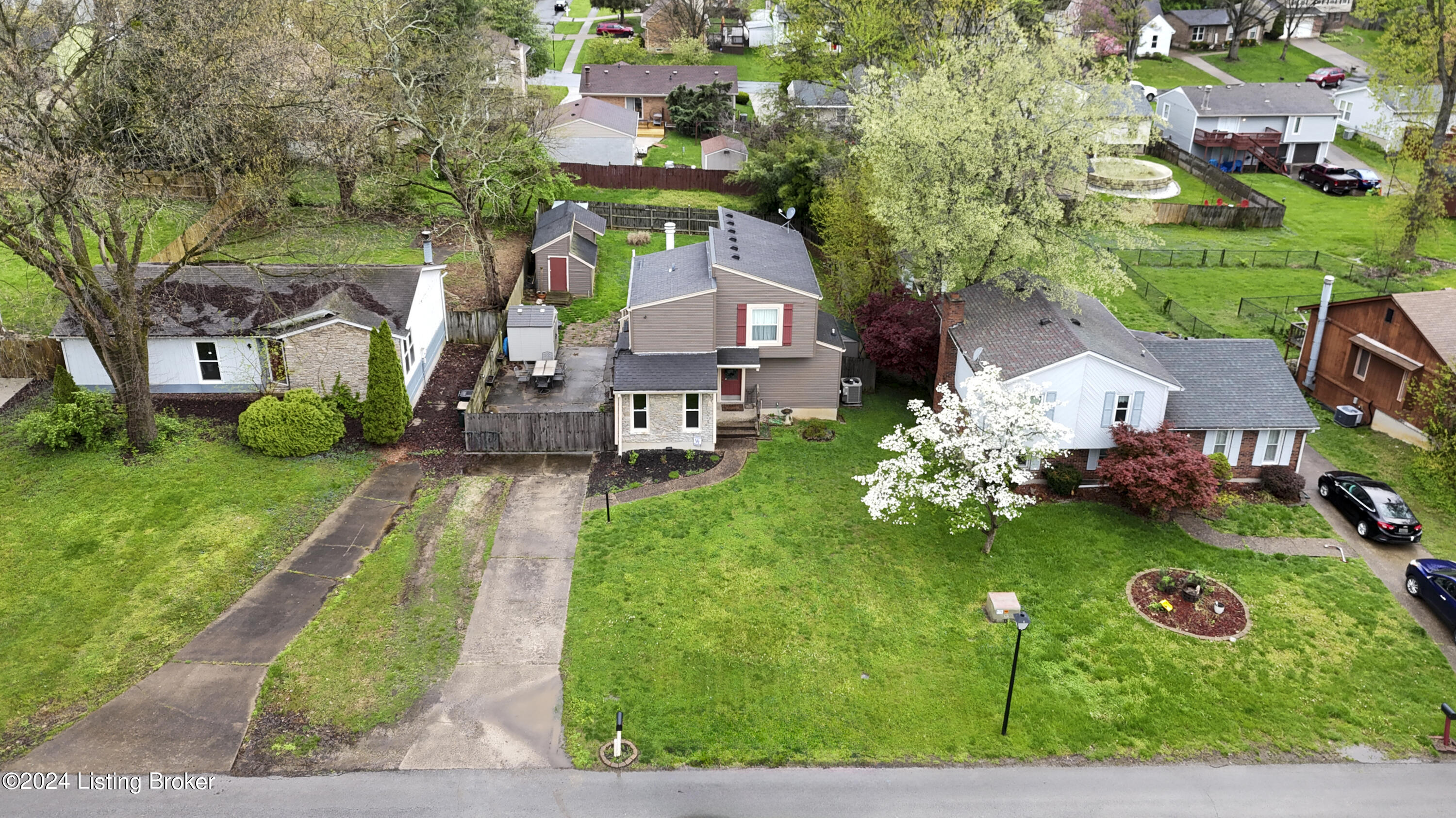 4808 Redmon Ct