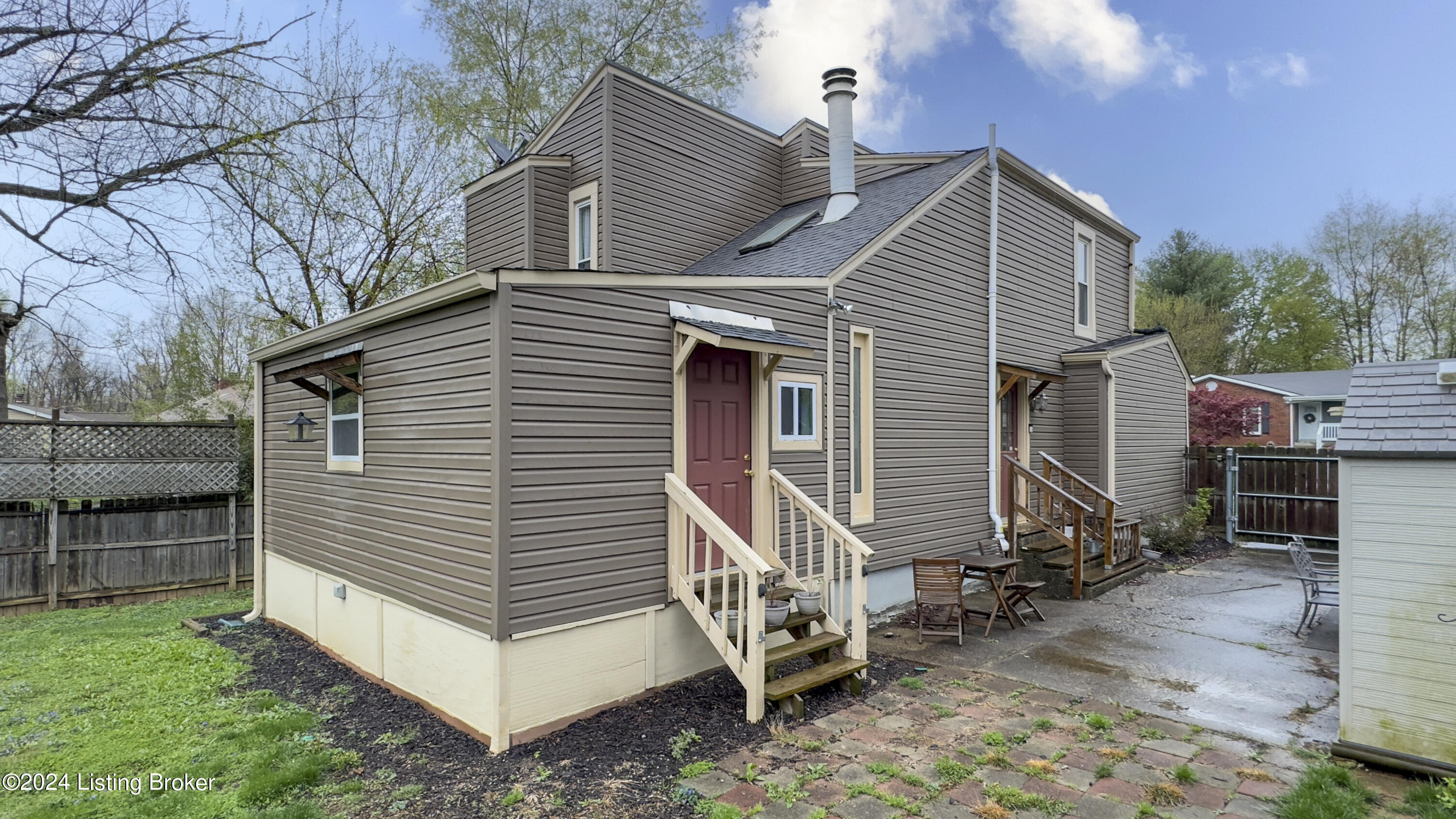 4808 Redmon Ct