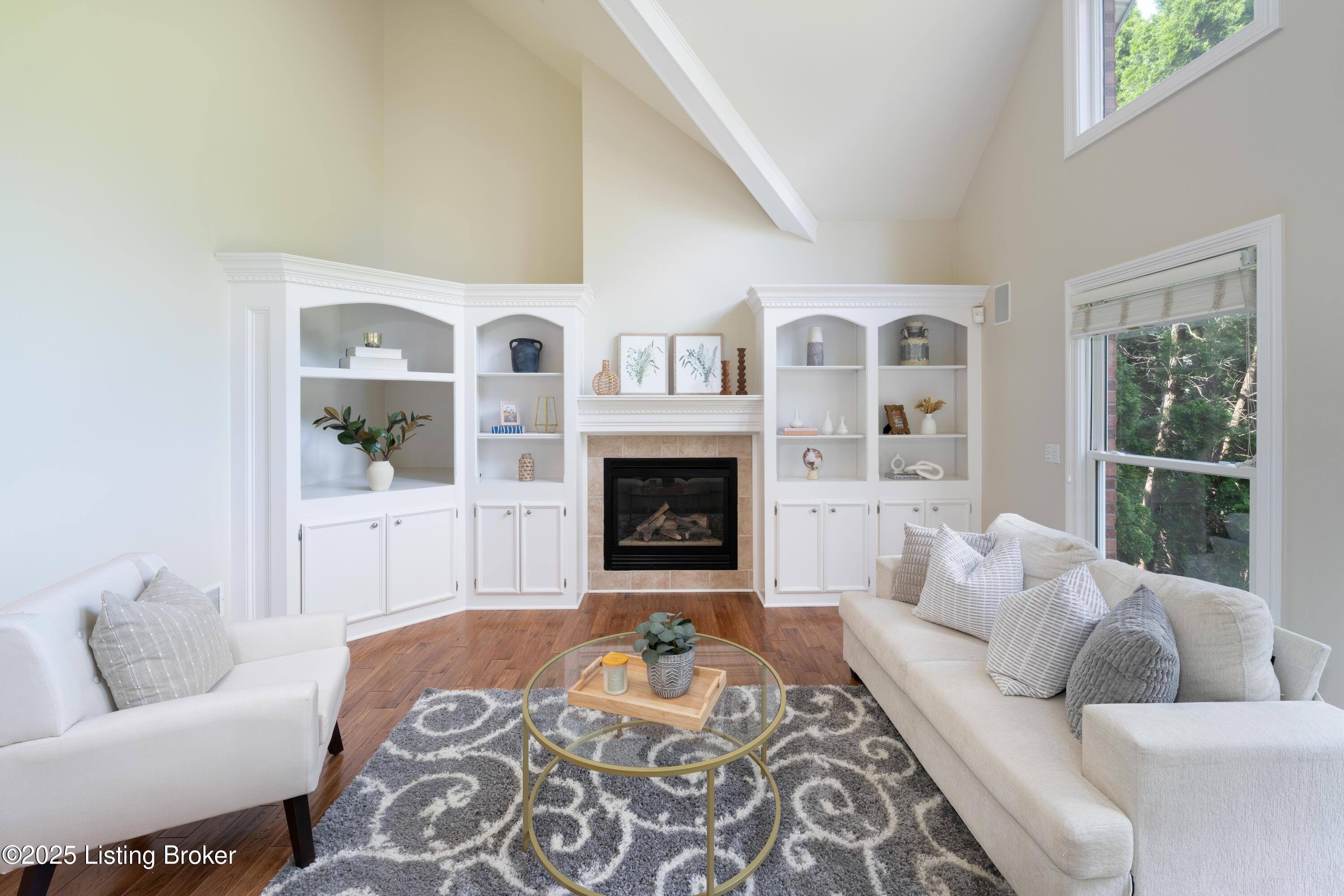 6205 Elizabeth Ct