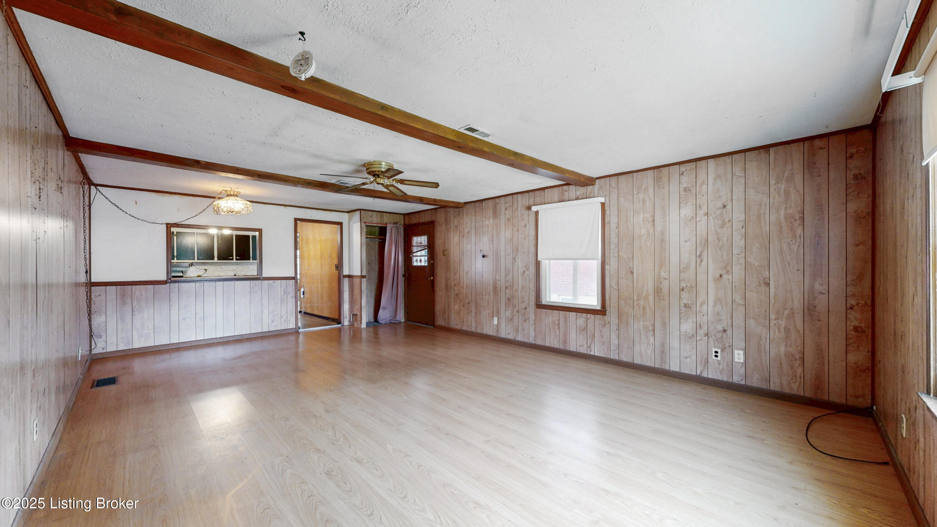 116 E Southern Heights Ave