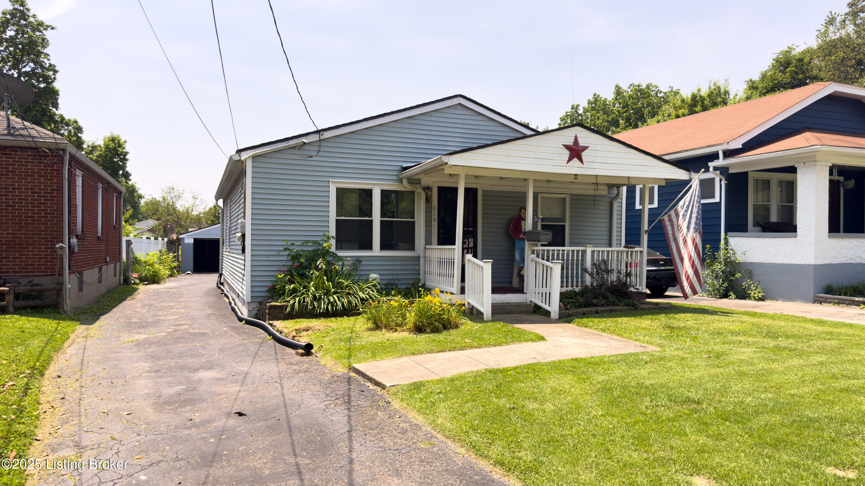 116 E Southern Heights Ave