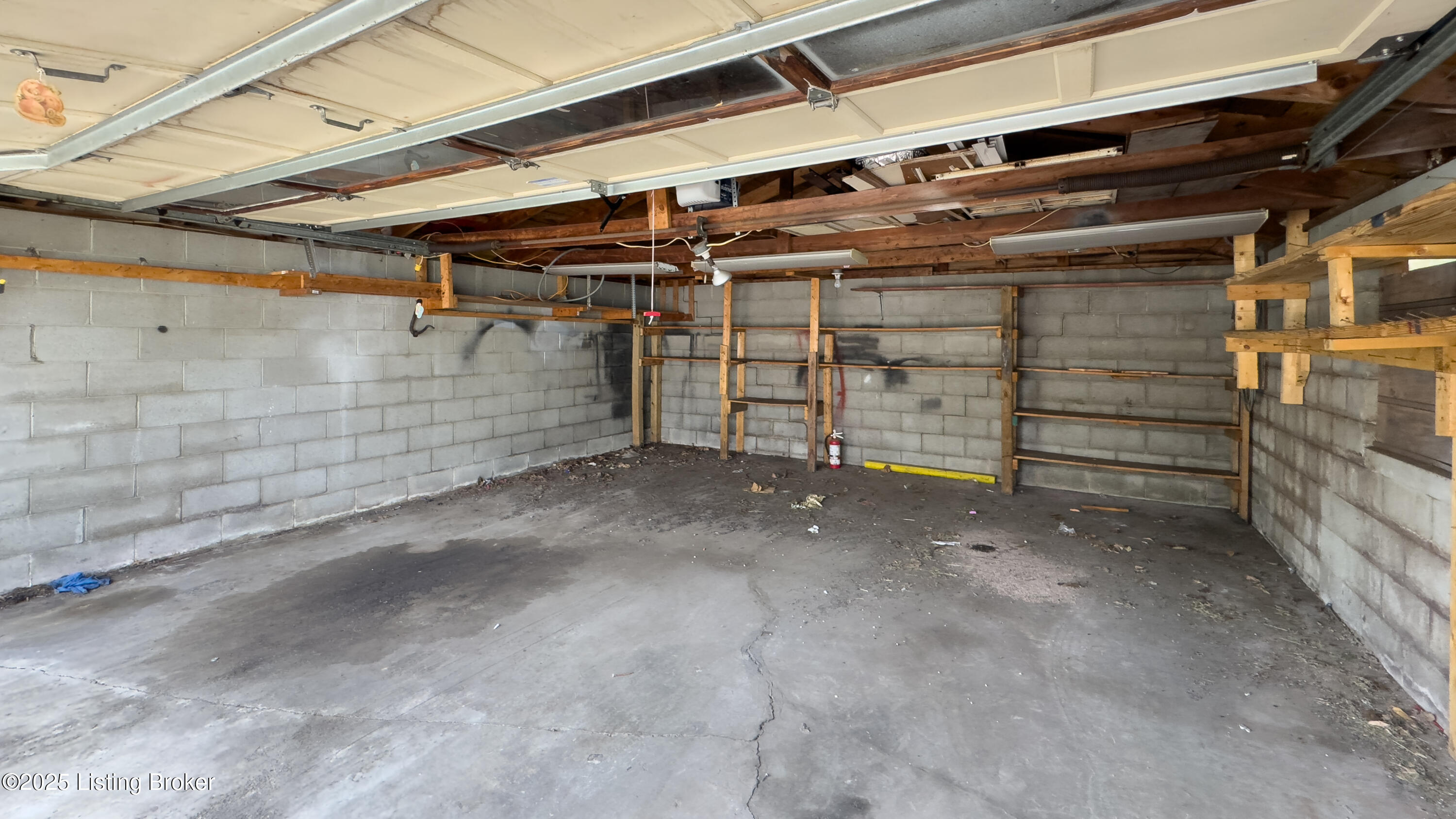 116 E Southern Heights Ave