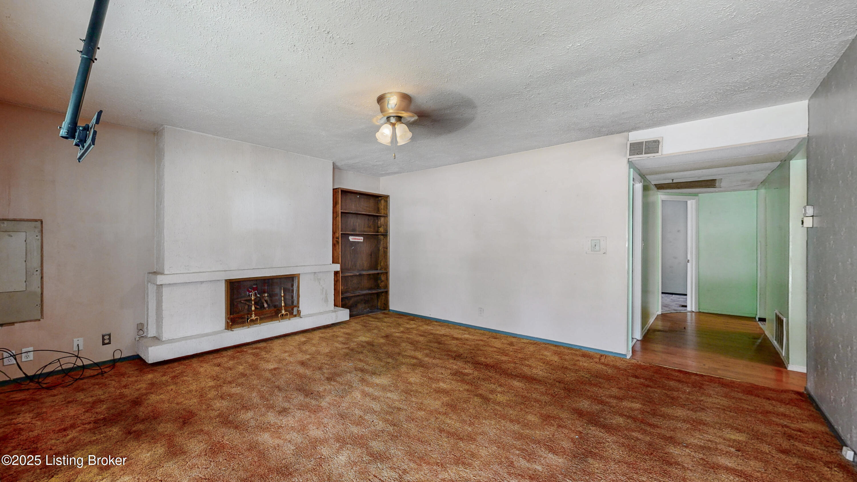 116 E Southern Heights Ave