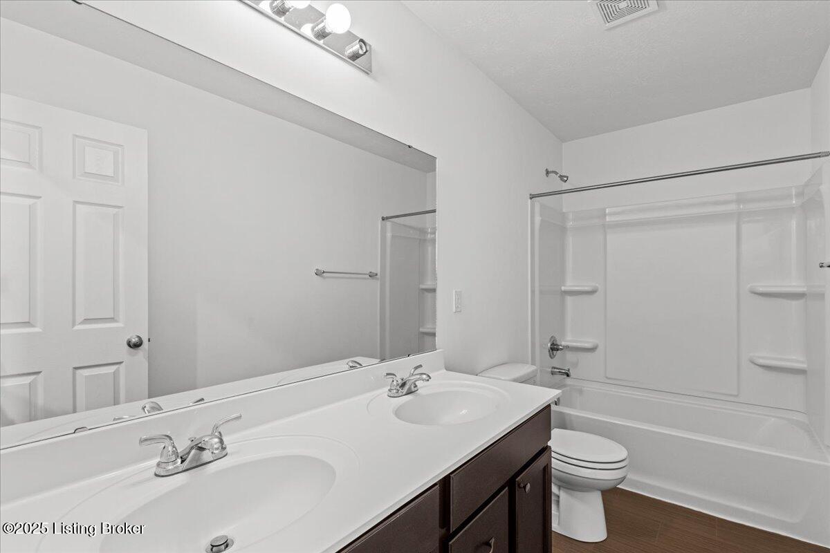 11210 Remembrance Ln