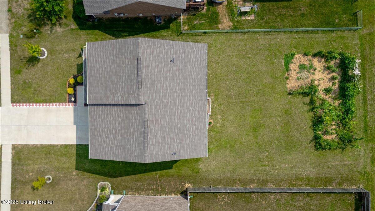 11210 Remembrance Ln
