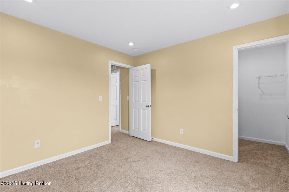 11210 Remembrance Ln