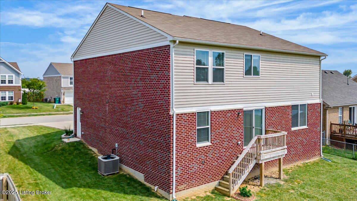 11210 Remembrance Ln